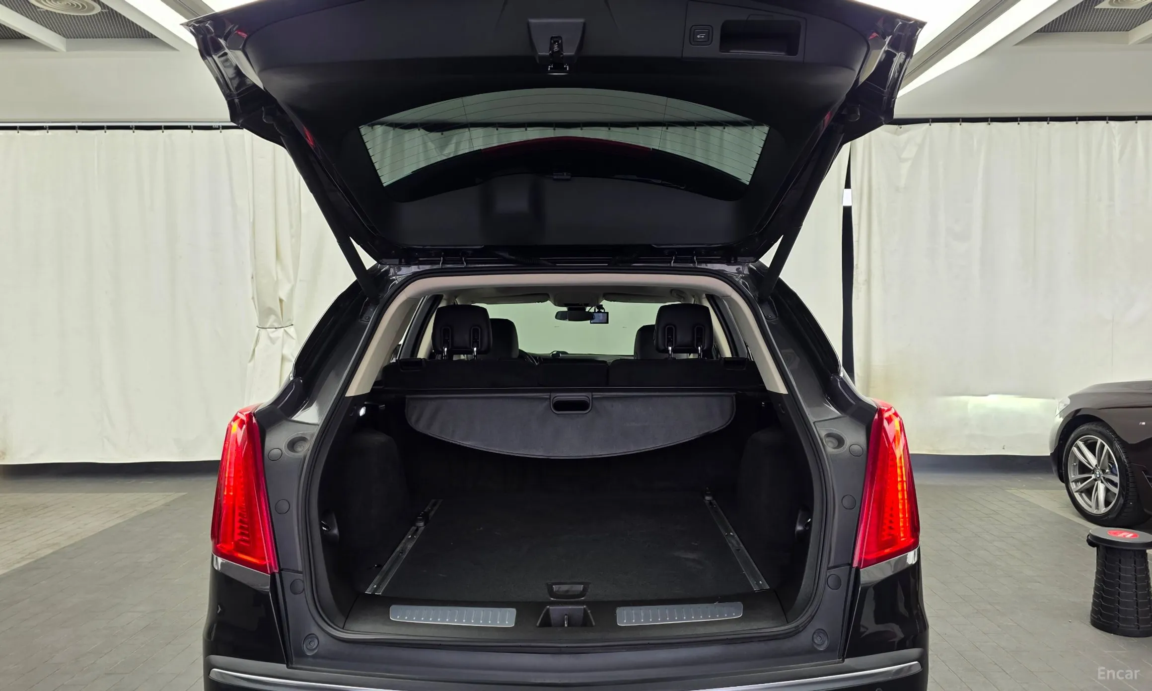 Cadillac XT5 превью 20
