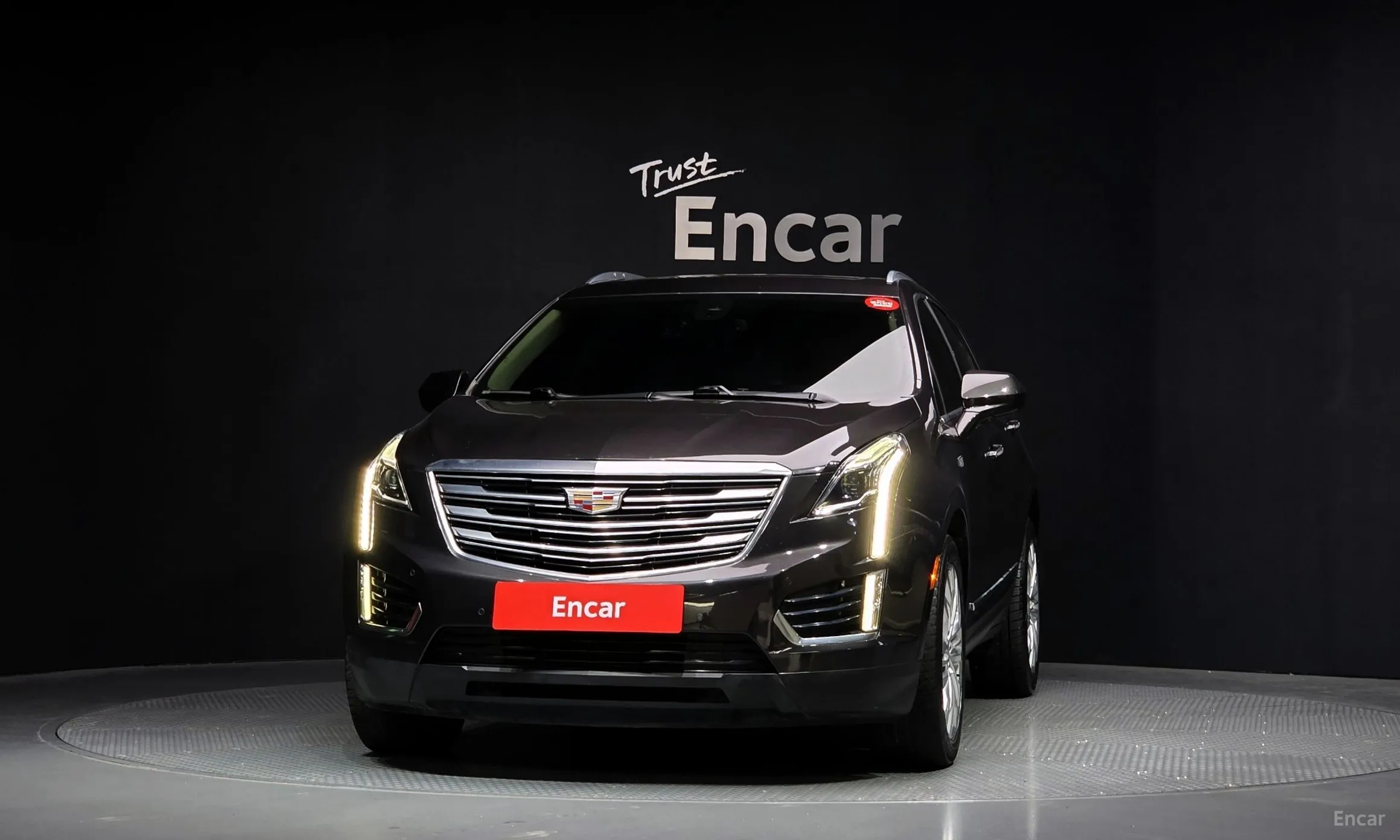 Cadillac XT5 превью 3