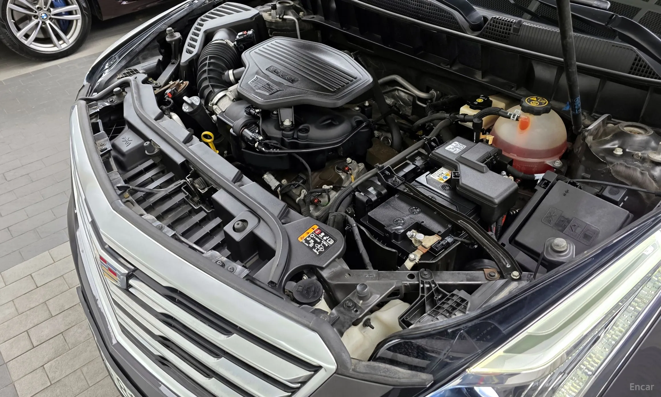 Cadillac XT5 превью 6