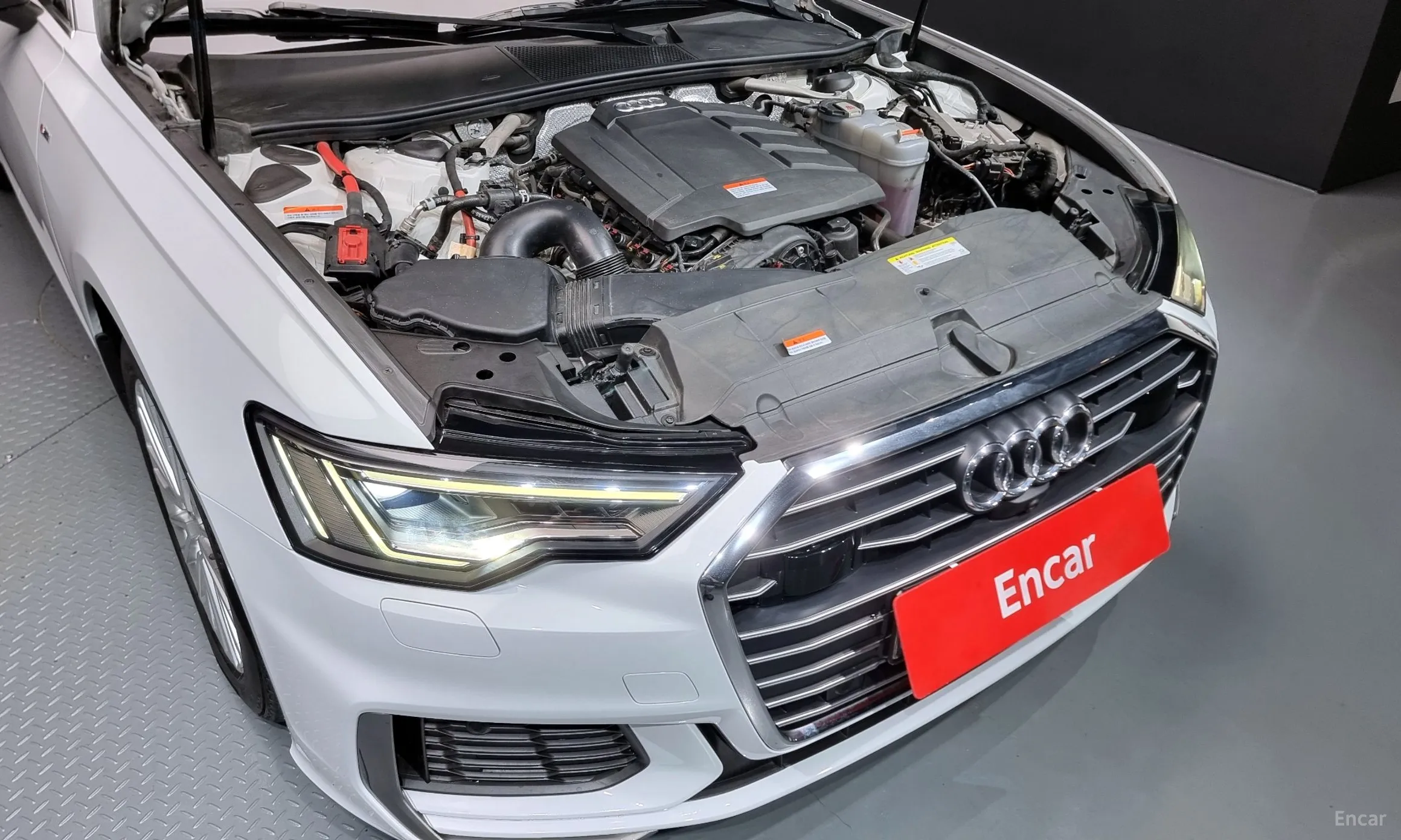 Audi A6 (C8) превью 6