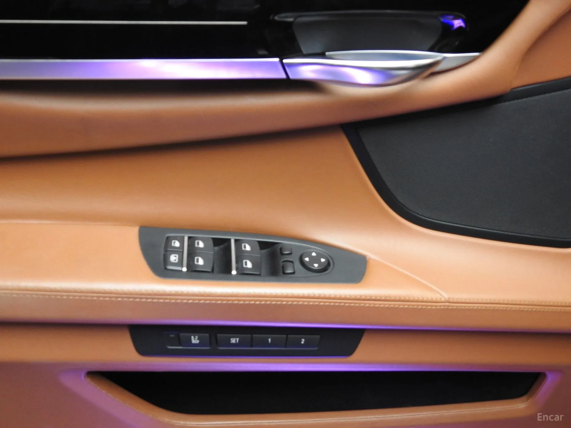 BMW 7 Series (F01) превью 13