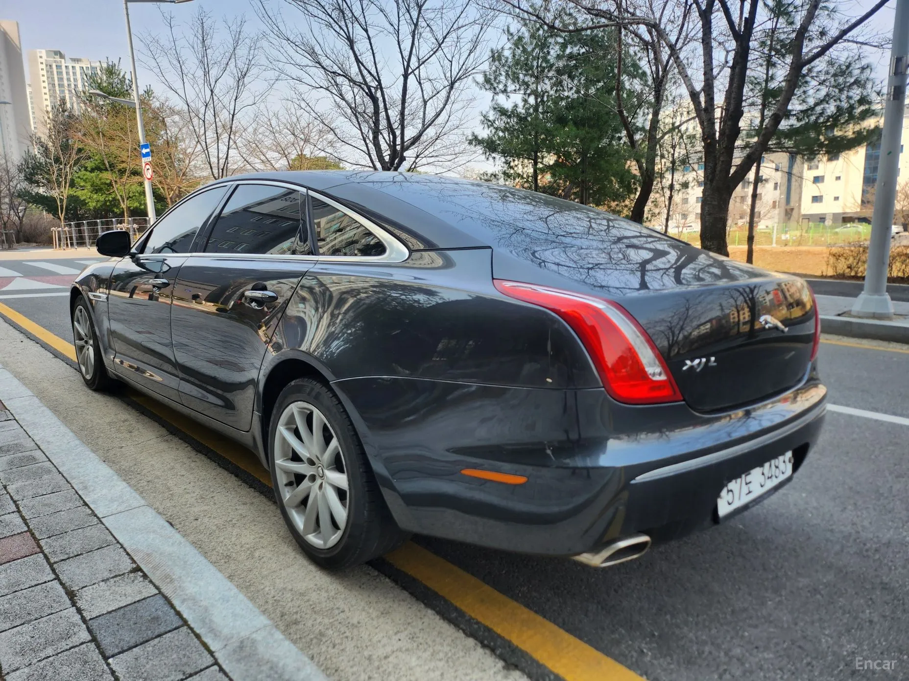 Jaguar All New XJ