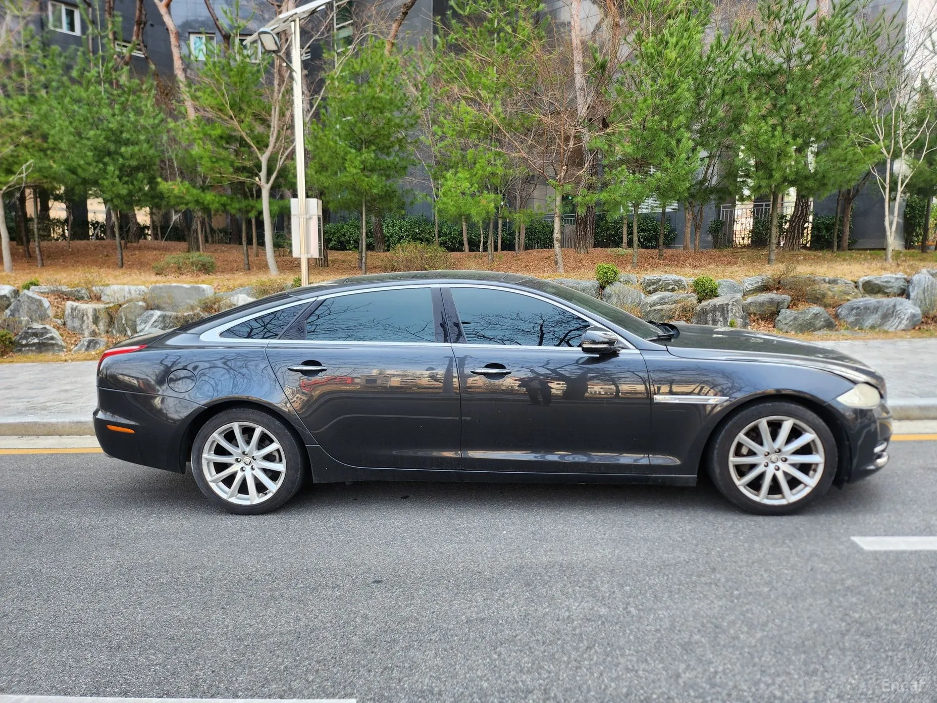 Jaguar All New XJ превью 18