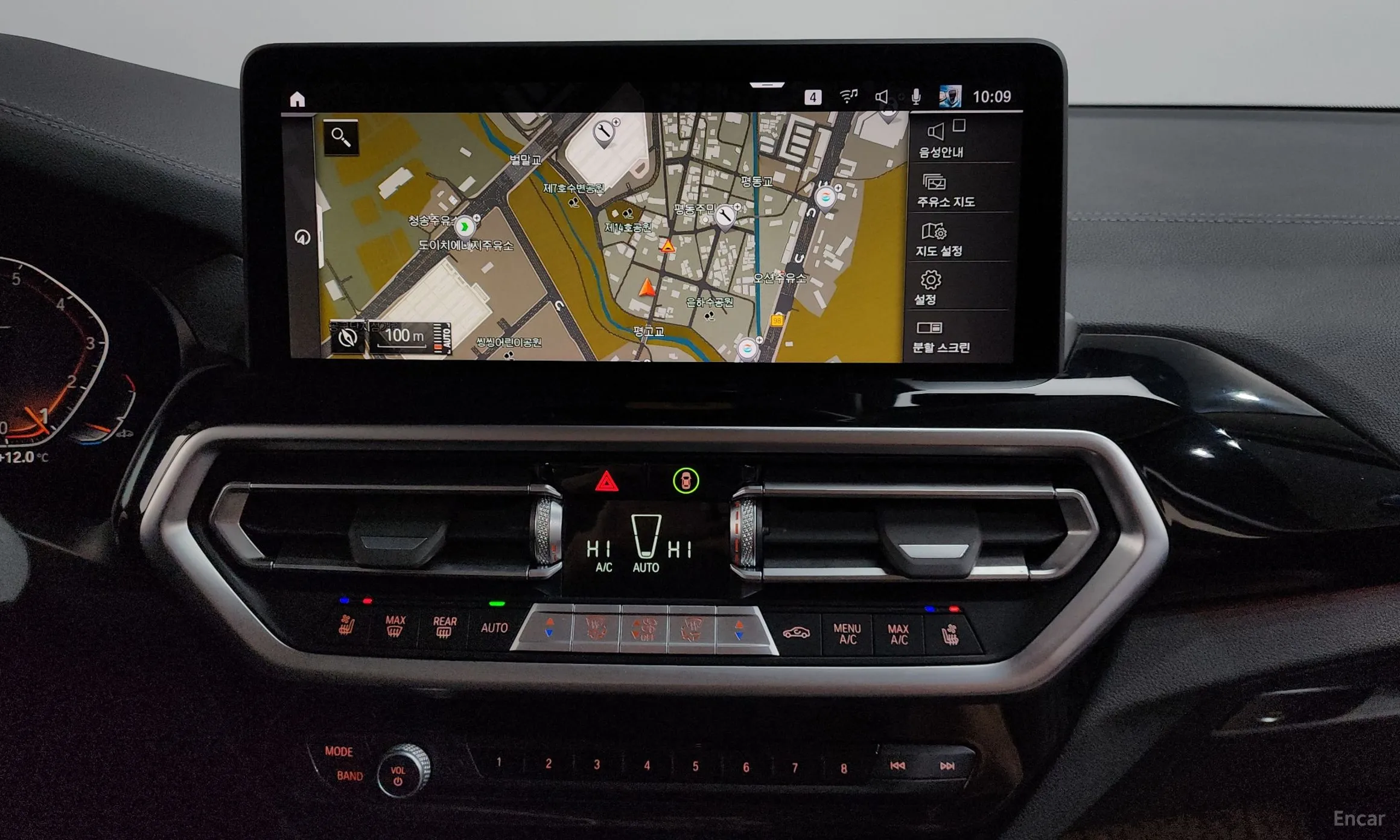 BMW X3 (G01) превью 14