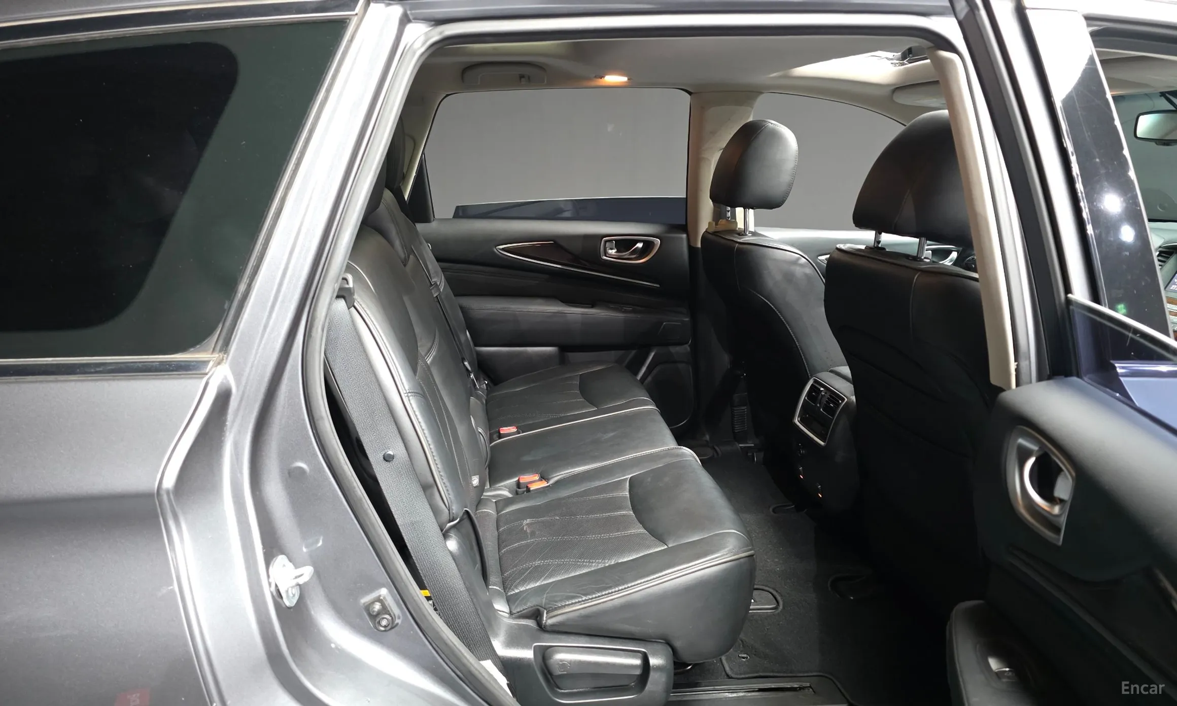 Infiniti QX60 превью 12