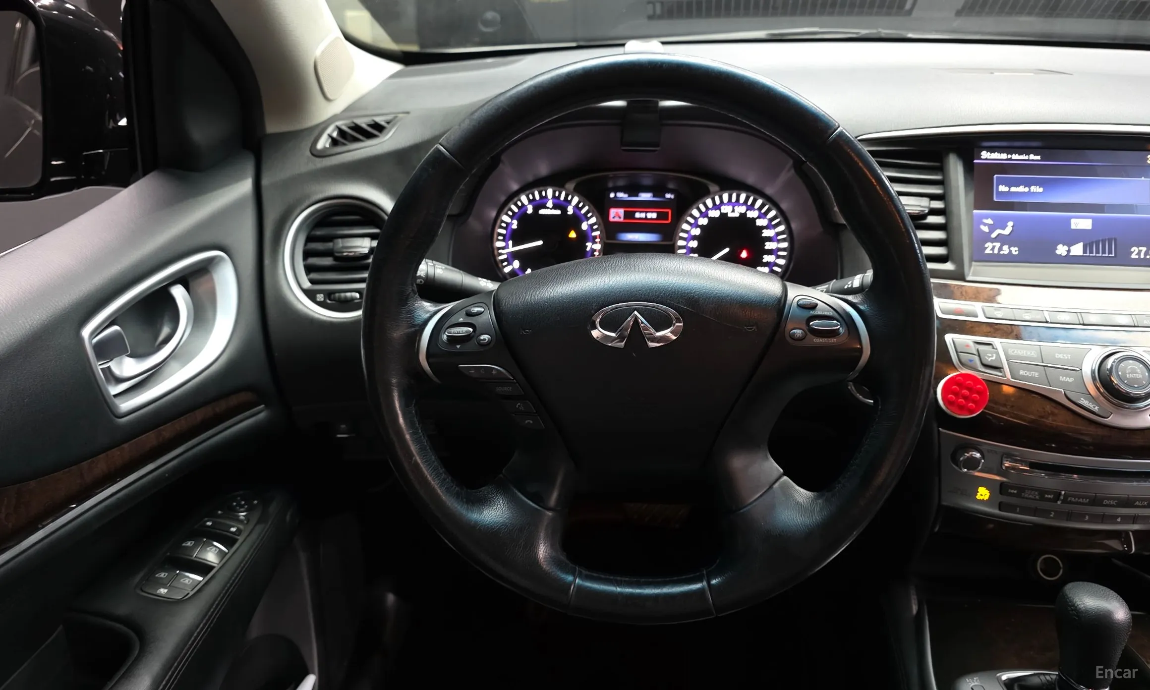 Infiniti QX60 превью 13
