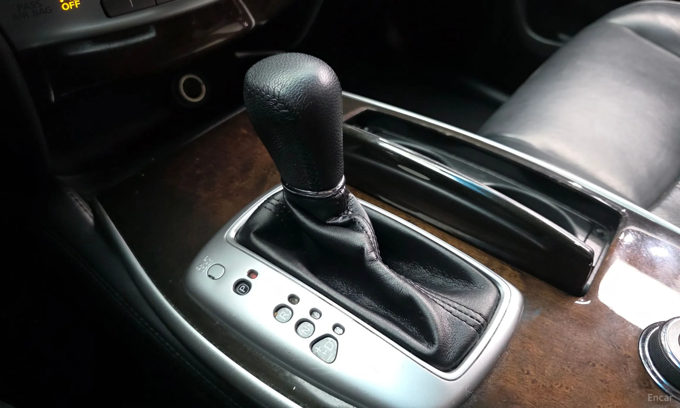 Infiniti QX60 превью 9
