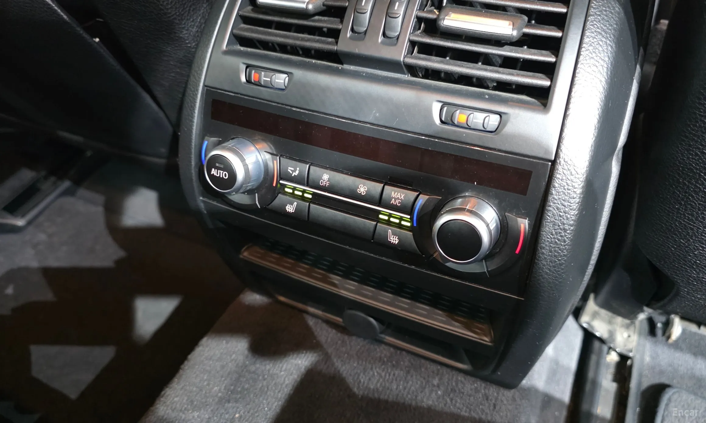 BMW 5 Series (F10) превью 18