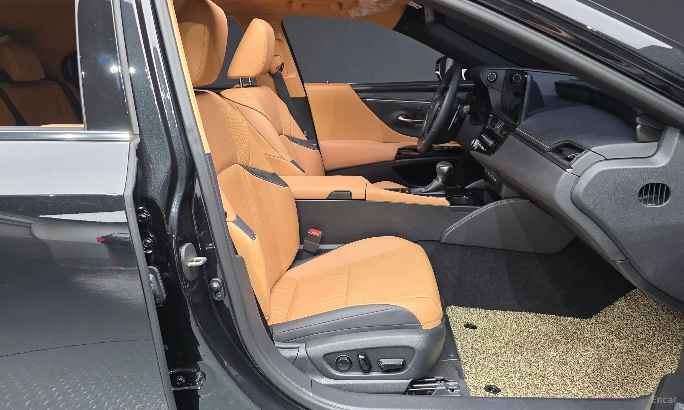 Lexus ES300h 7th Generation превью 11