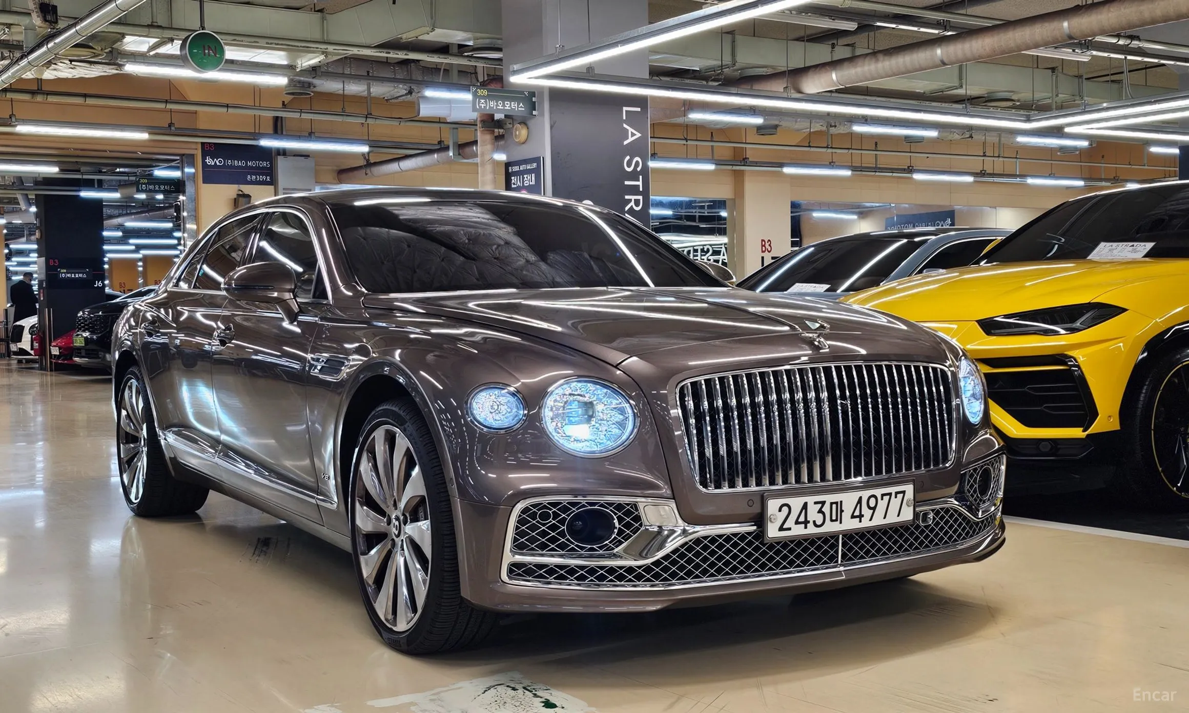Bentley Flying Spur 3rd Generation превью 3