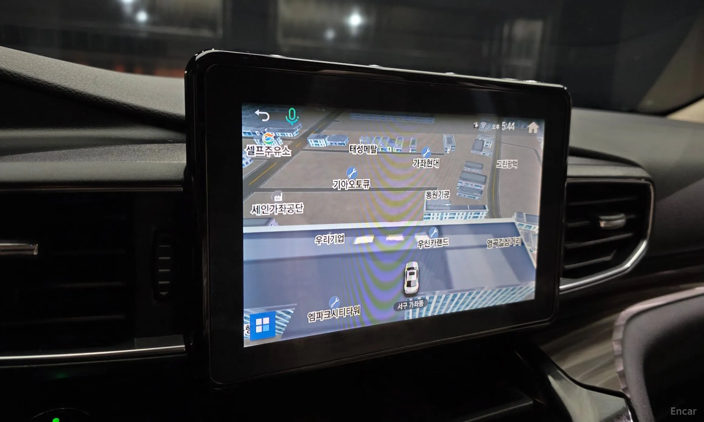 Ford Explorer 6th Generation превью 14