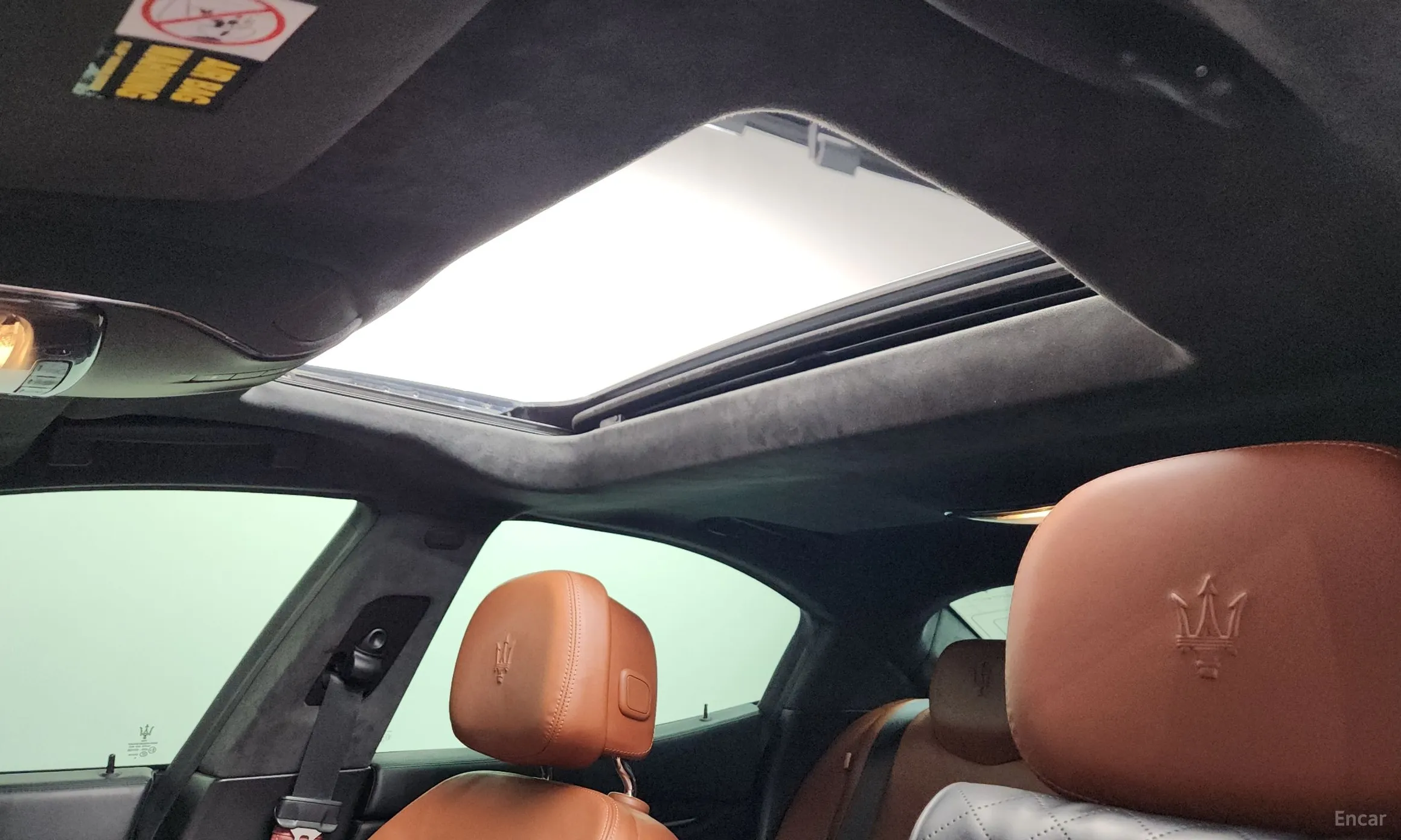 Maserati Ghibli превью 19