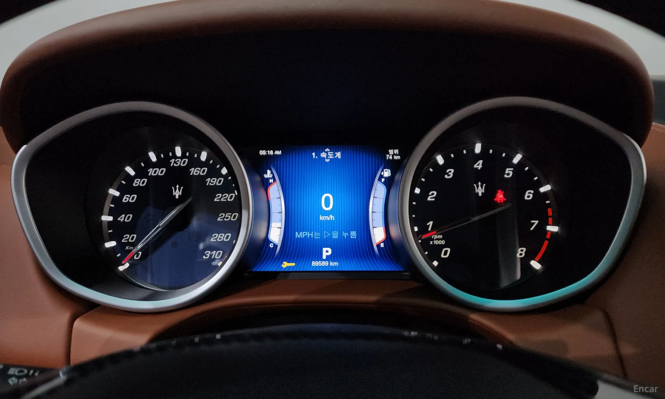 Maserati Ghibli превью 8