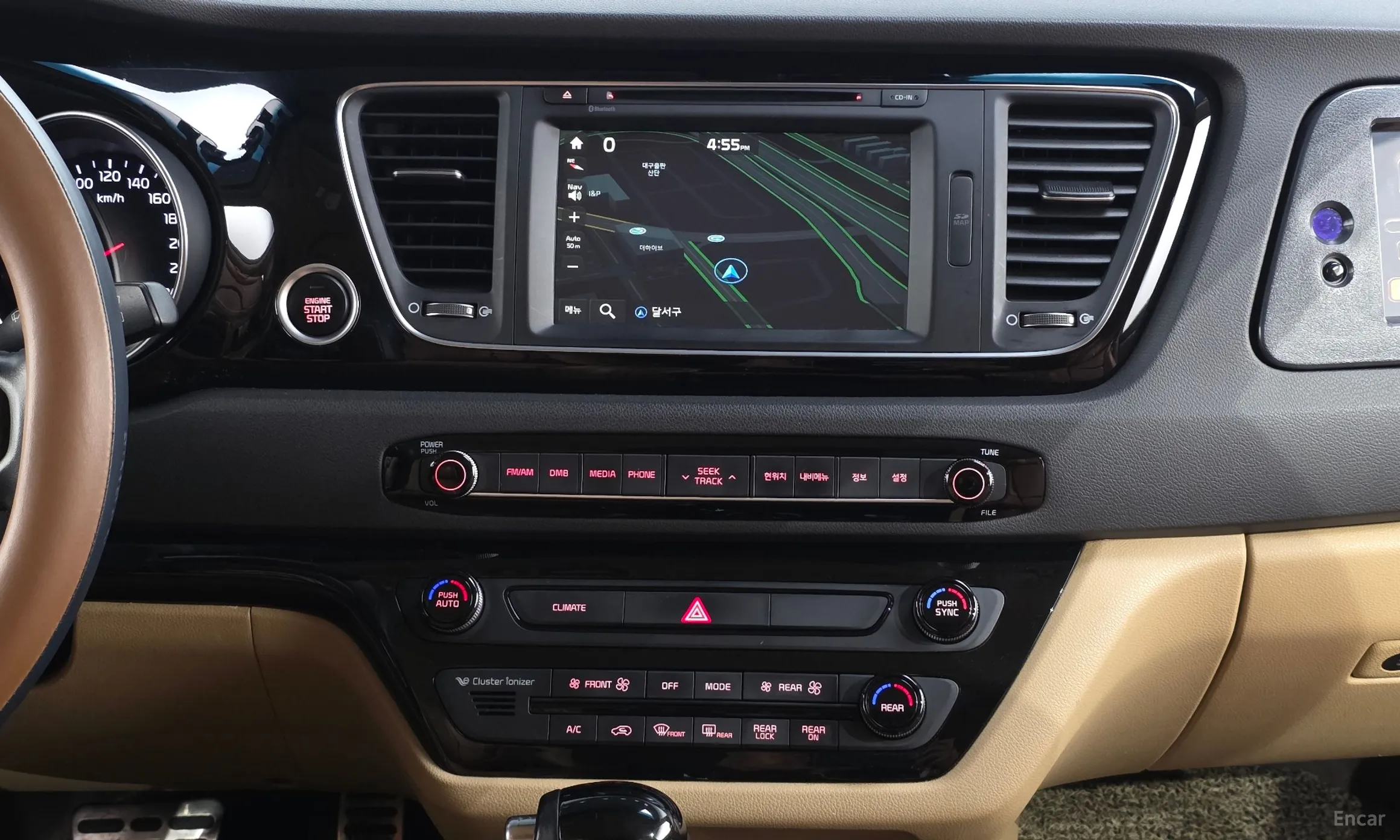 Kia Carnival превью 14