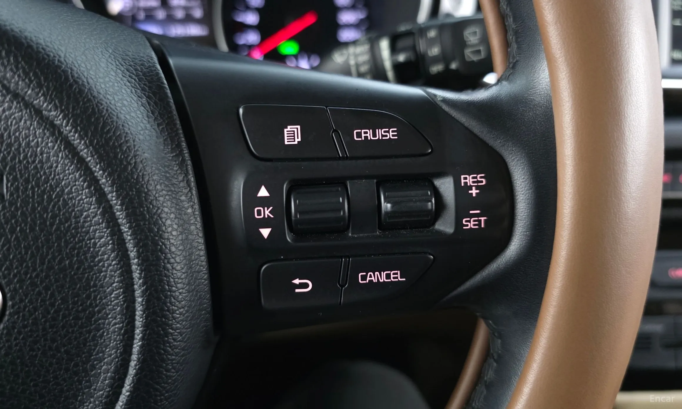 Kia Carnival превью 18