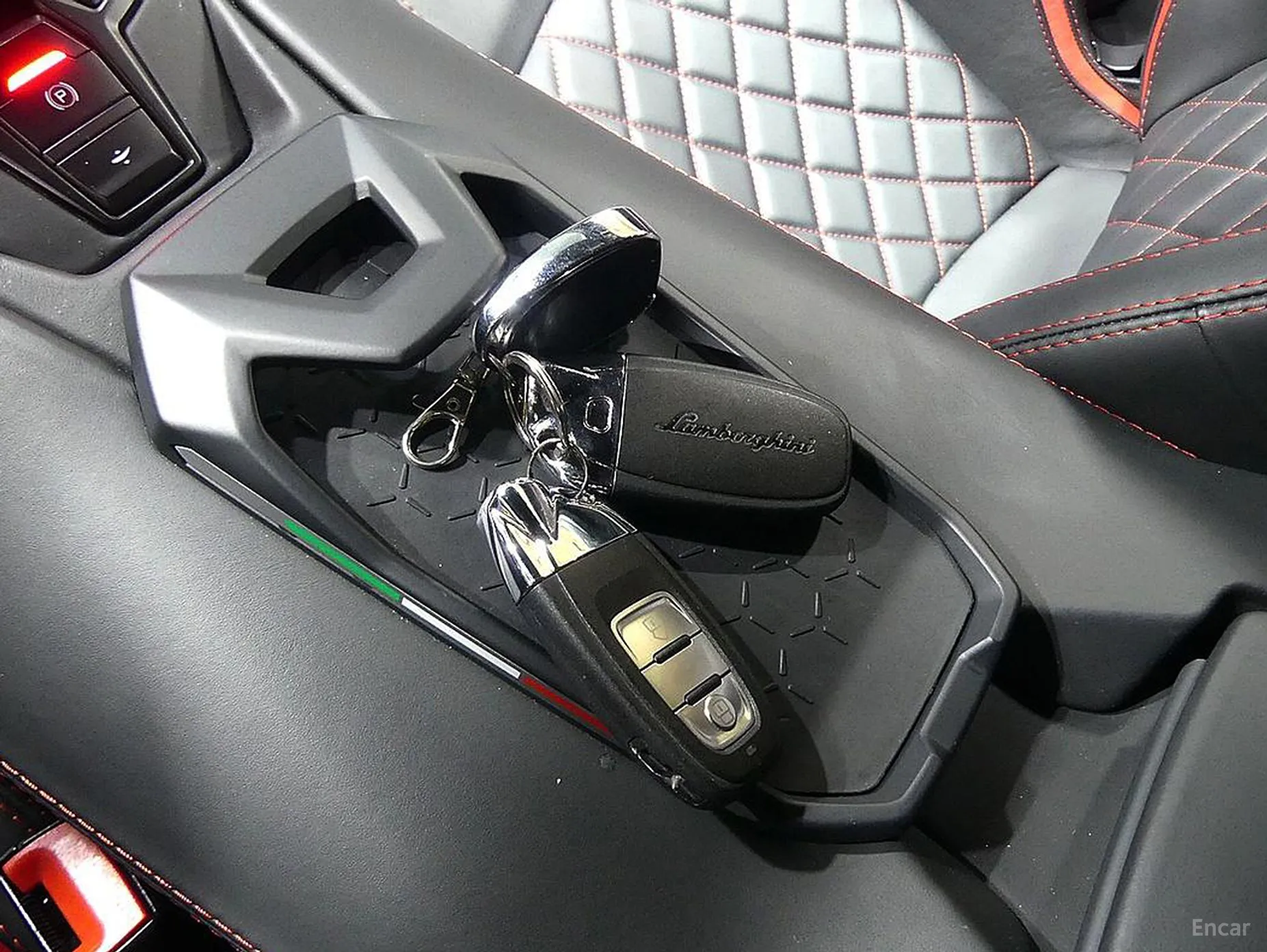 Lamborghini Aventador превью 17