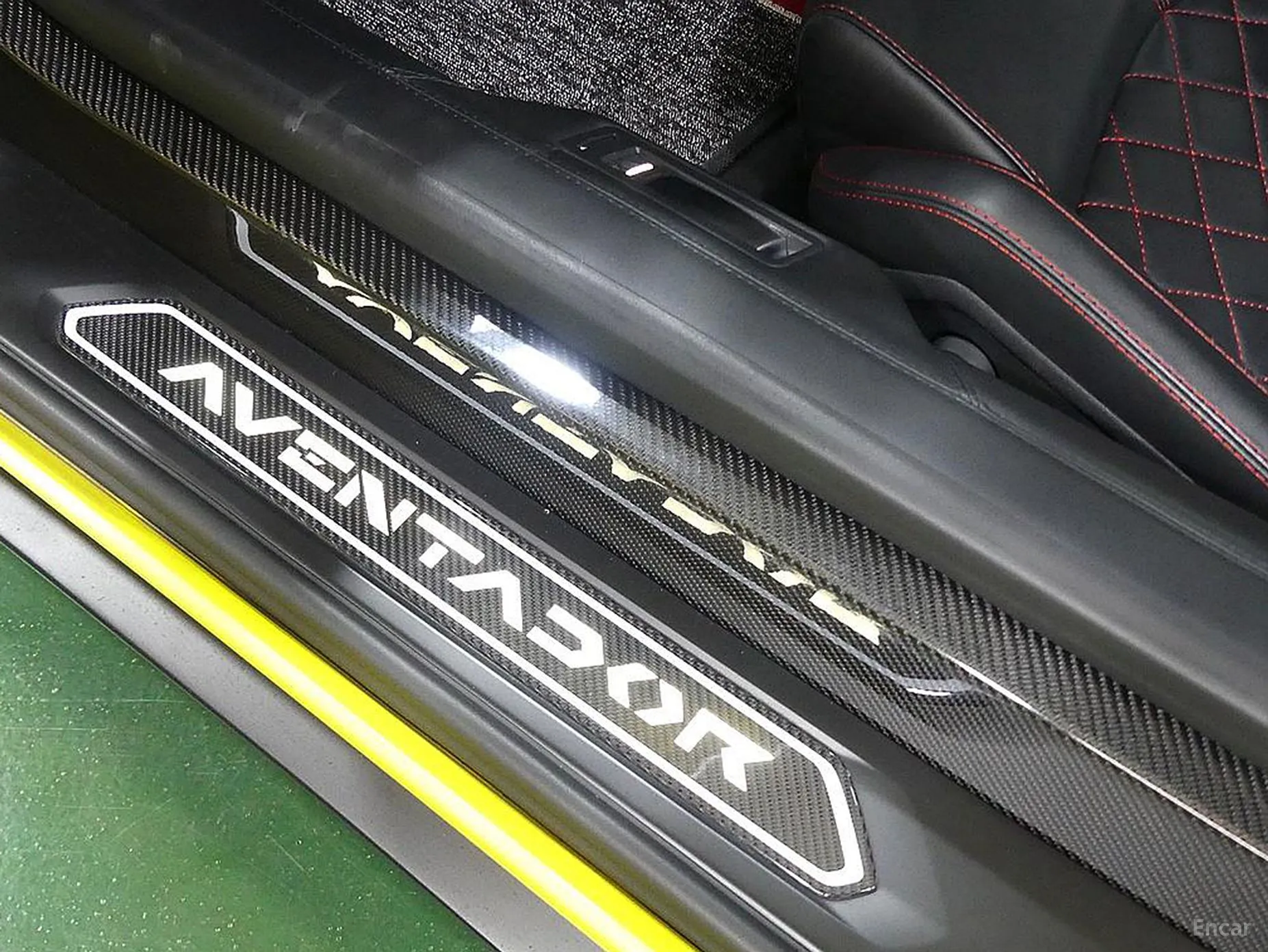 Lamborghini Aventador превью 19