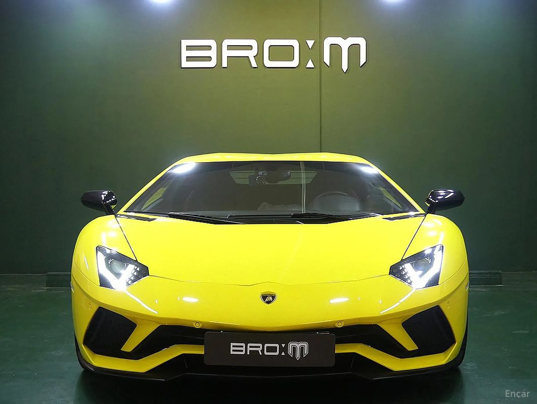 Lamborghini Aventador превью 4