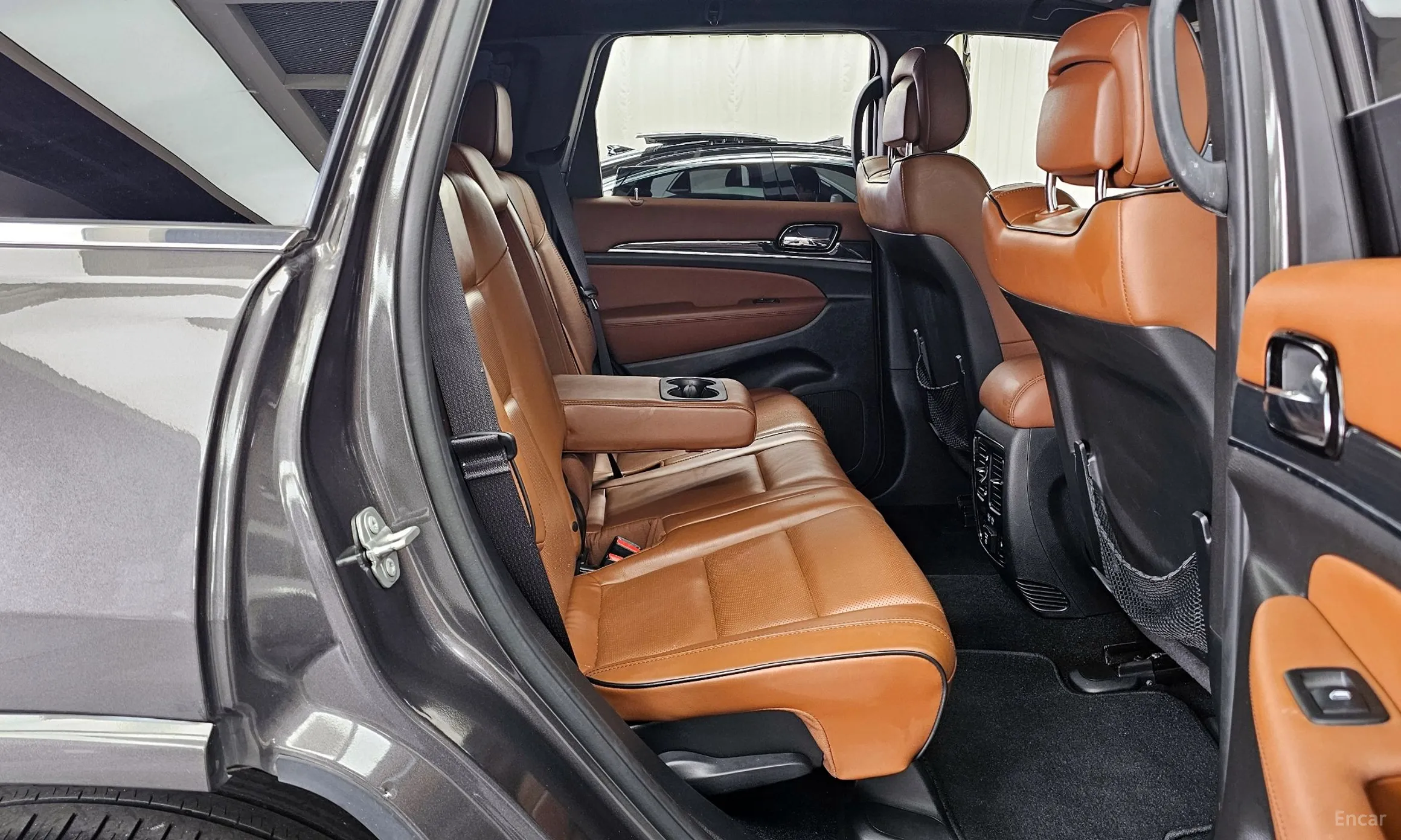 Jeep Grand Cherokee превью 12