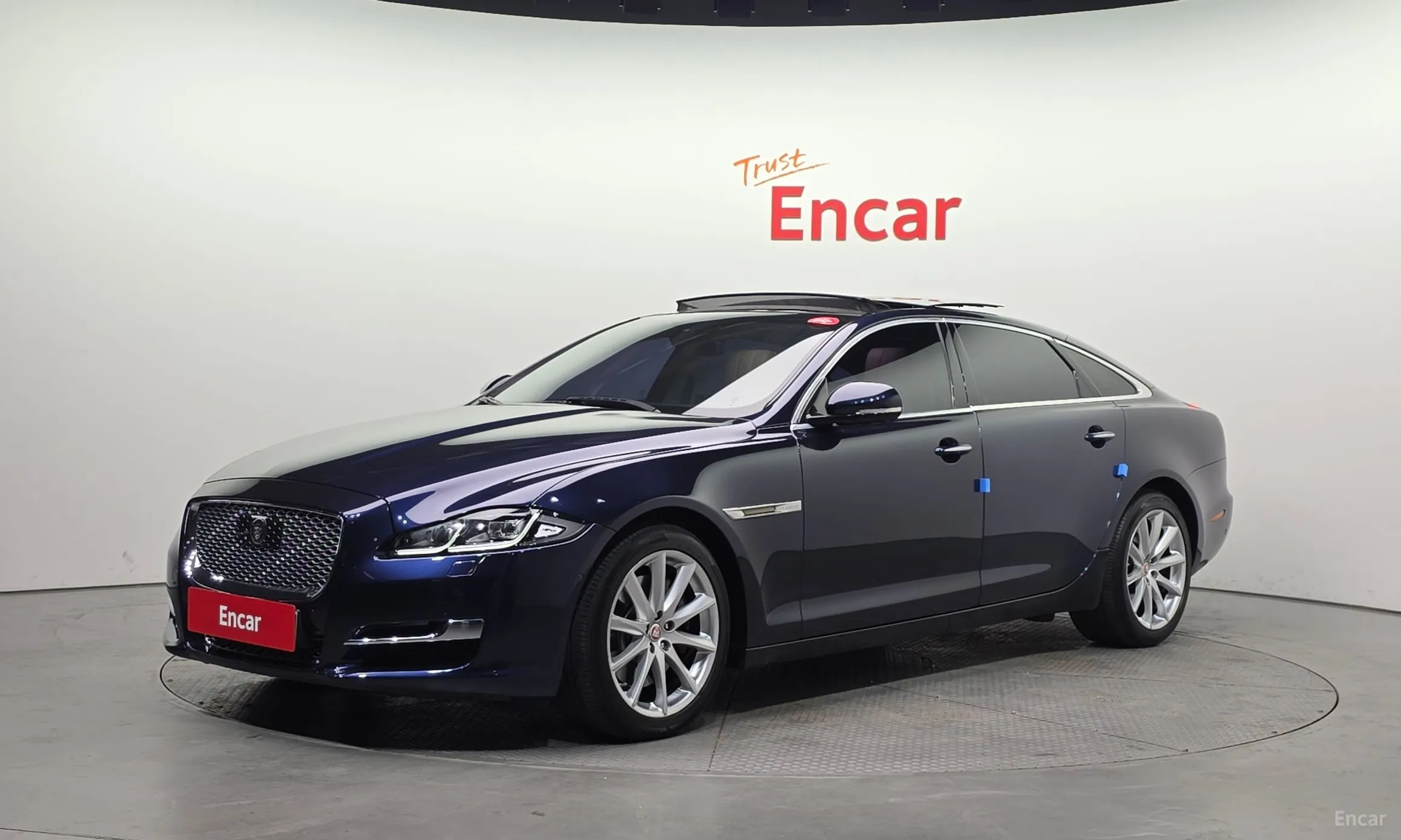Jaguar All New XJ