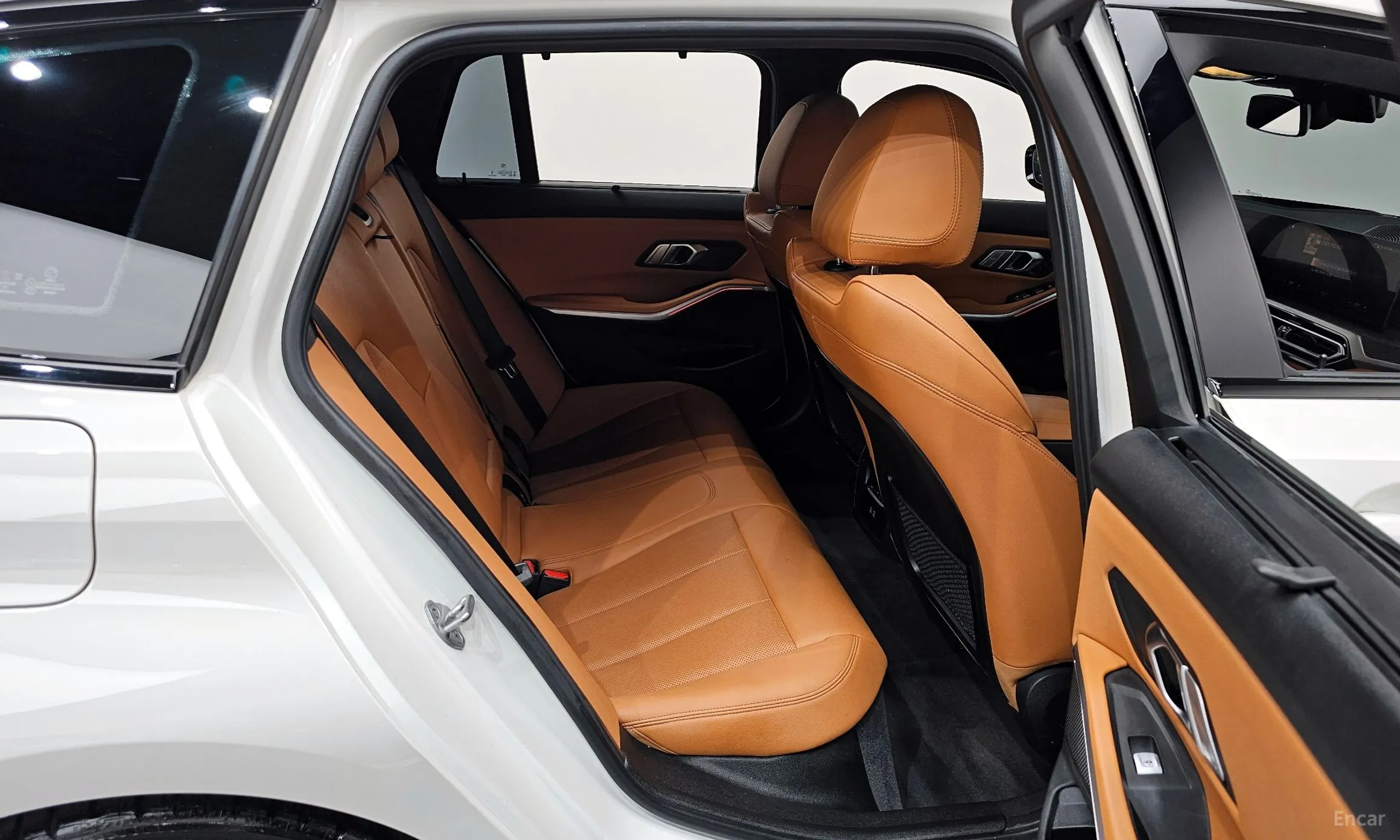 BMW 3 Series (G20) превью 12