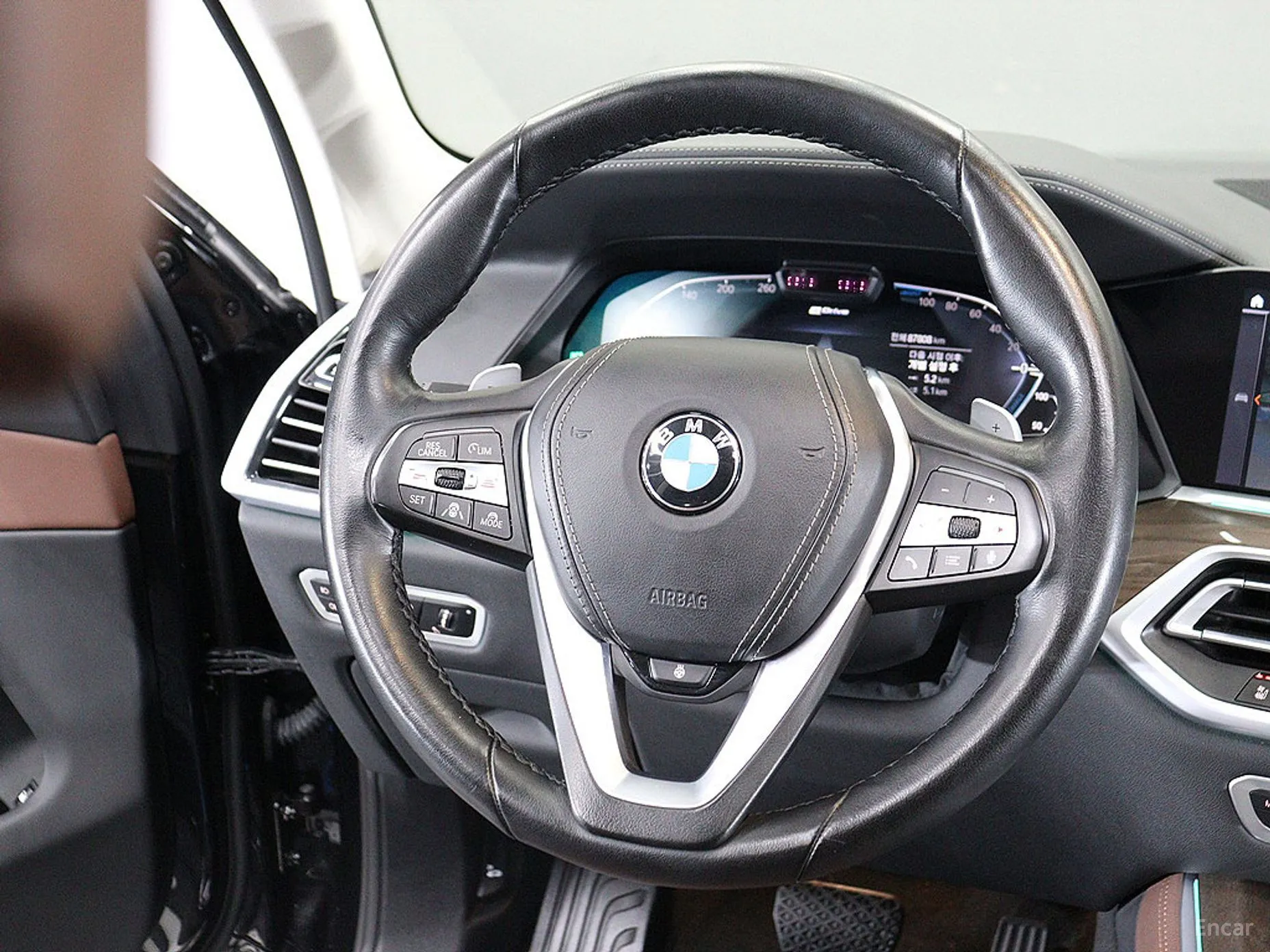 BMW X5 (G05) превью 14
