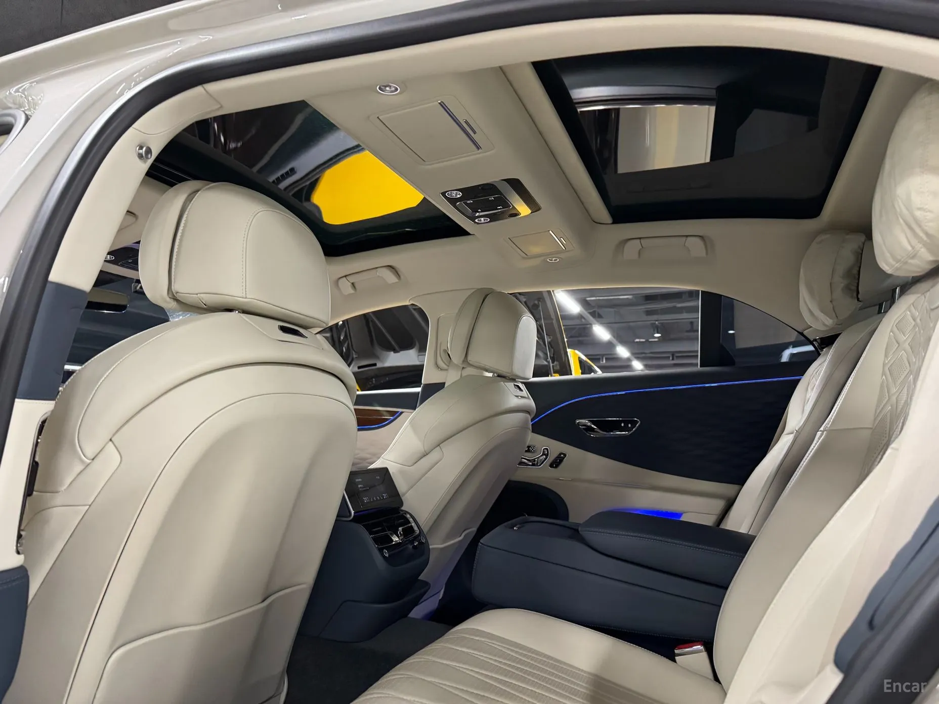 Bentley Flying Spur 3rd Generation превью 5