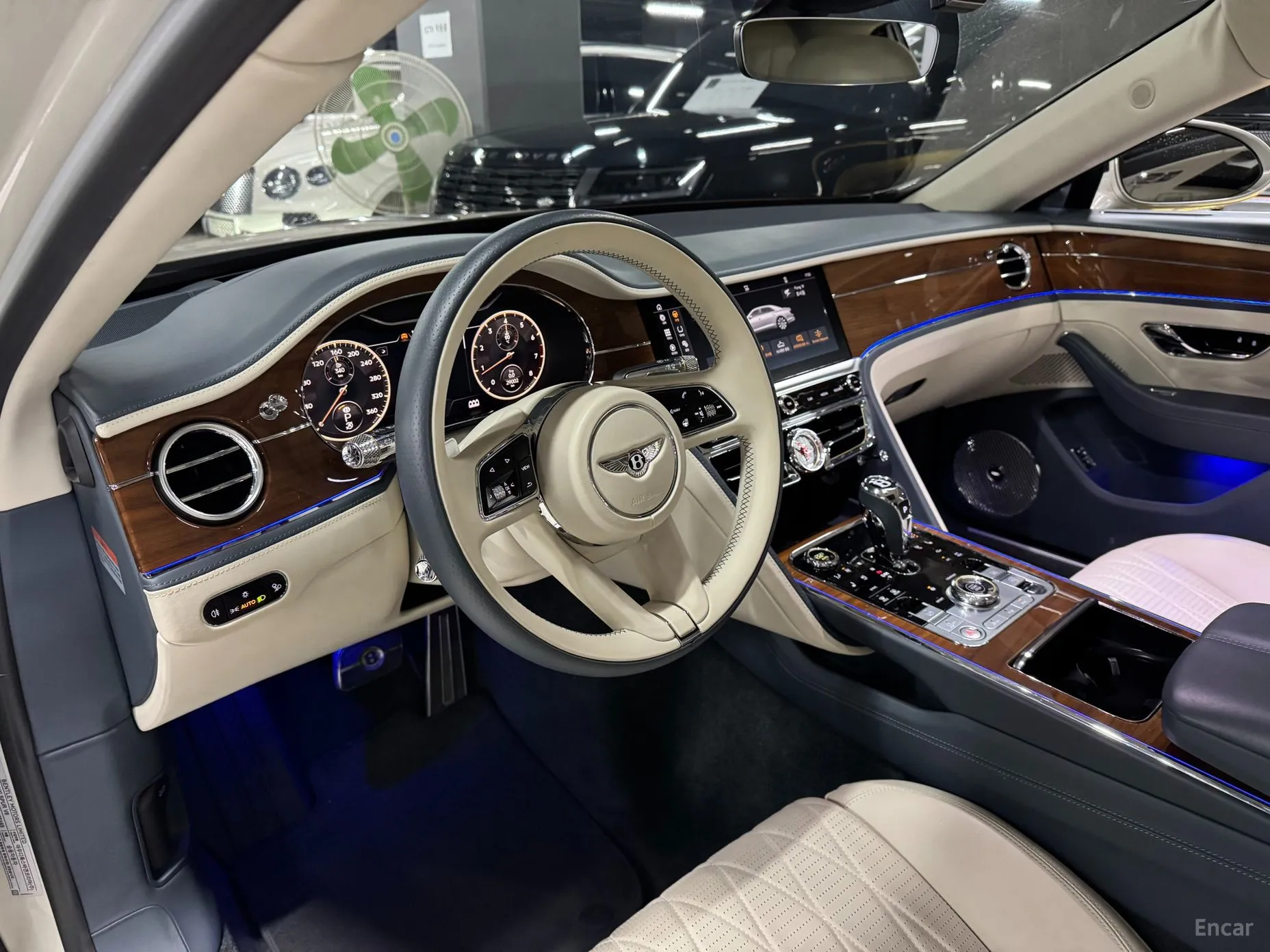 Bentley Flying Spur 3rd Generation превью 8