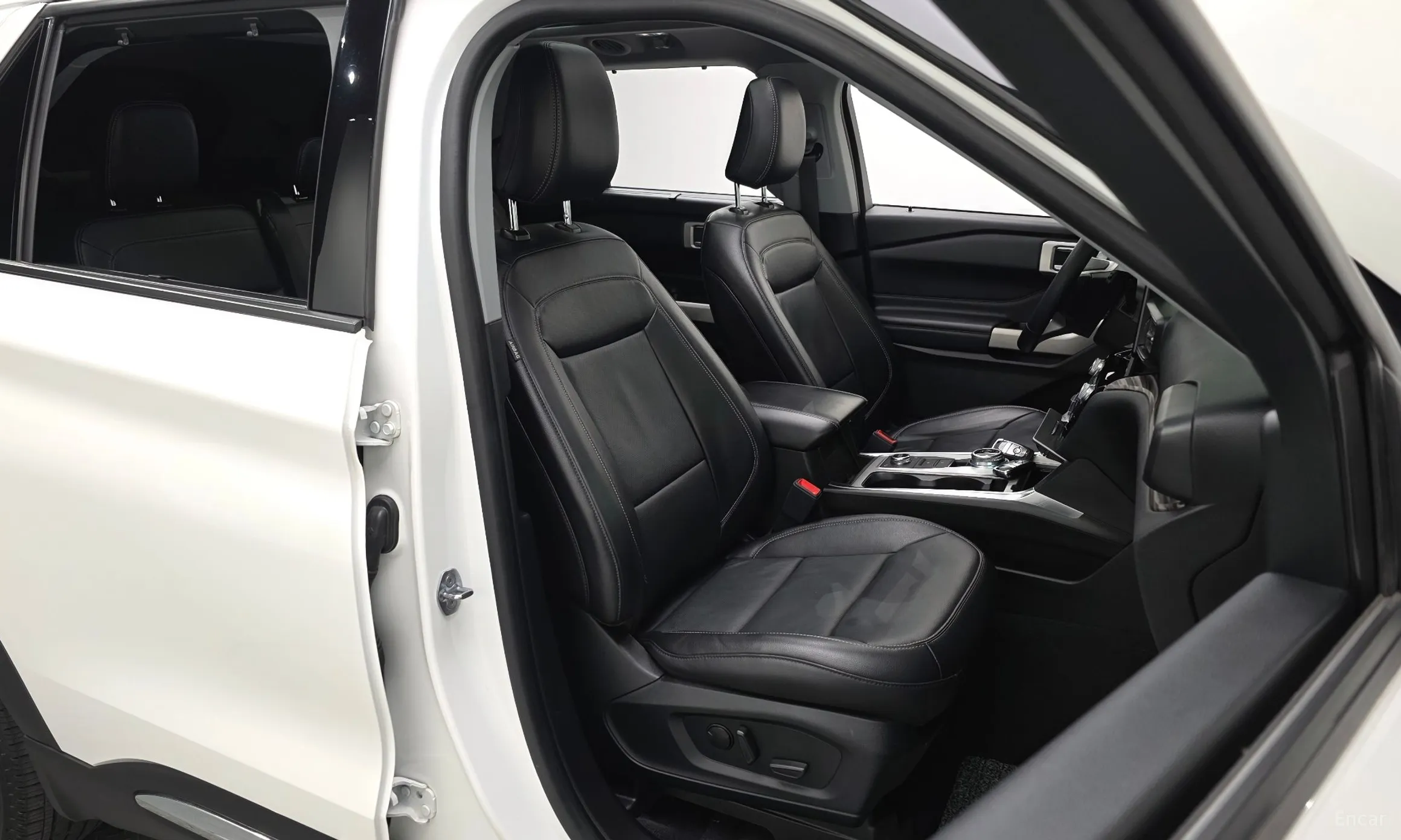 Ford Explorer 6th Generation превью 12