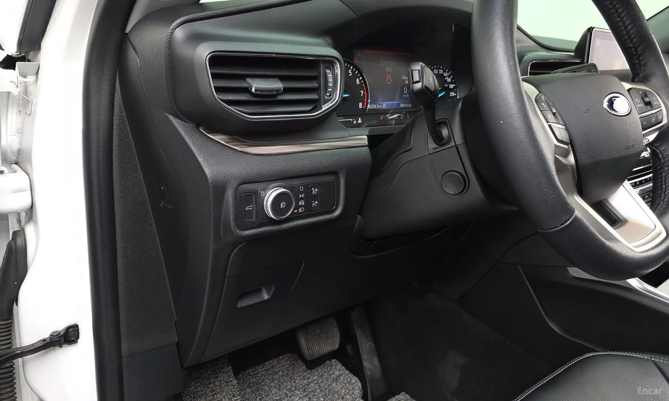Ford Explorer 6th Generation превью 13