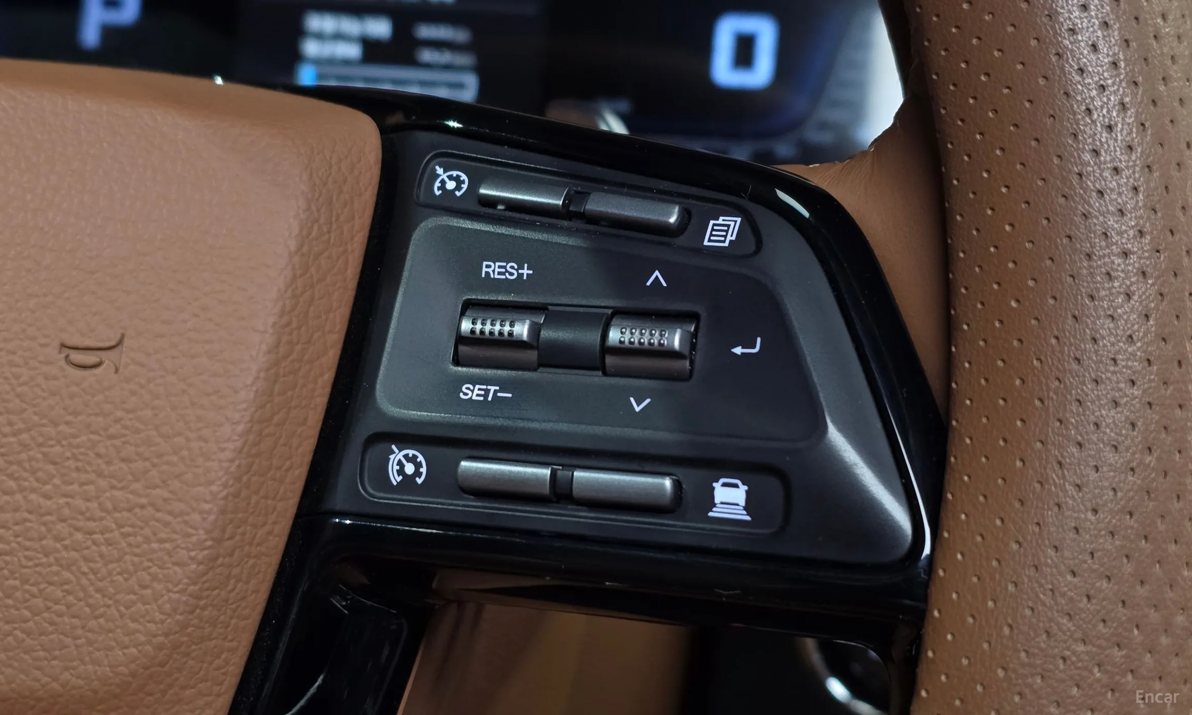 KG Mobility (SsangYong) Torres превью 14