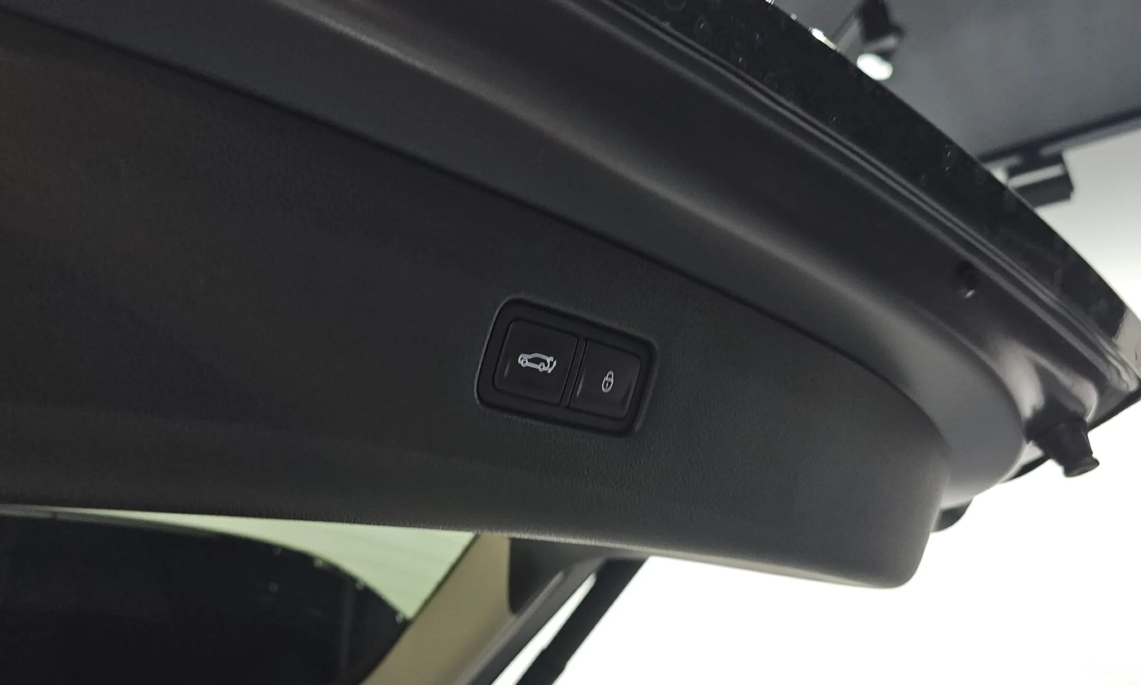 Genesis GV80 превью 16