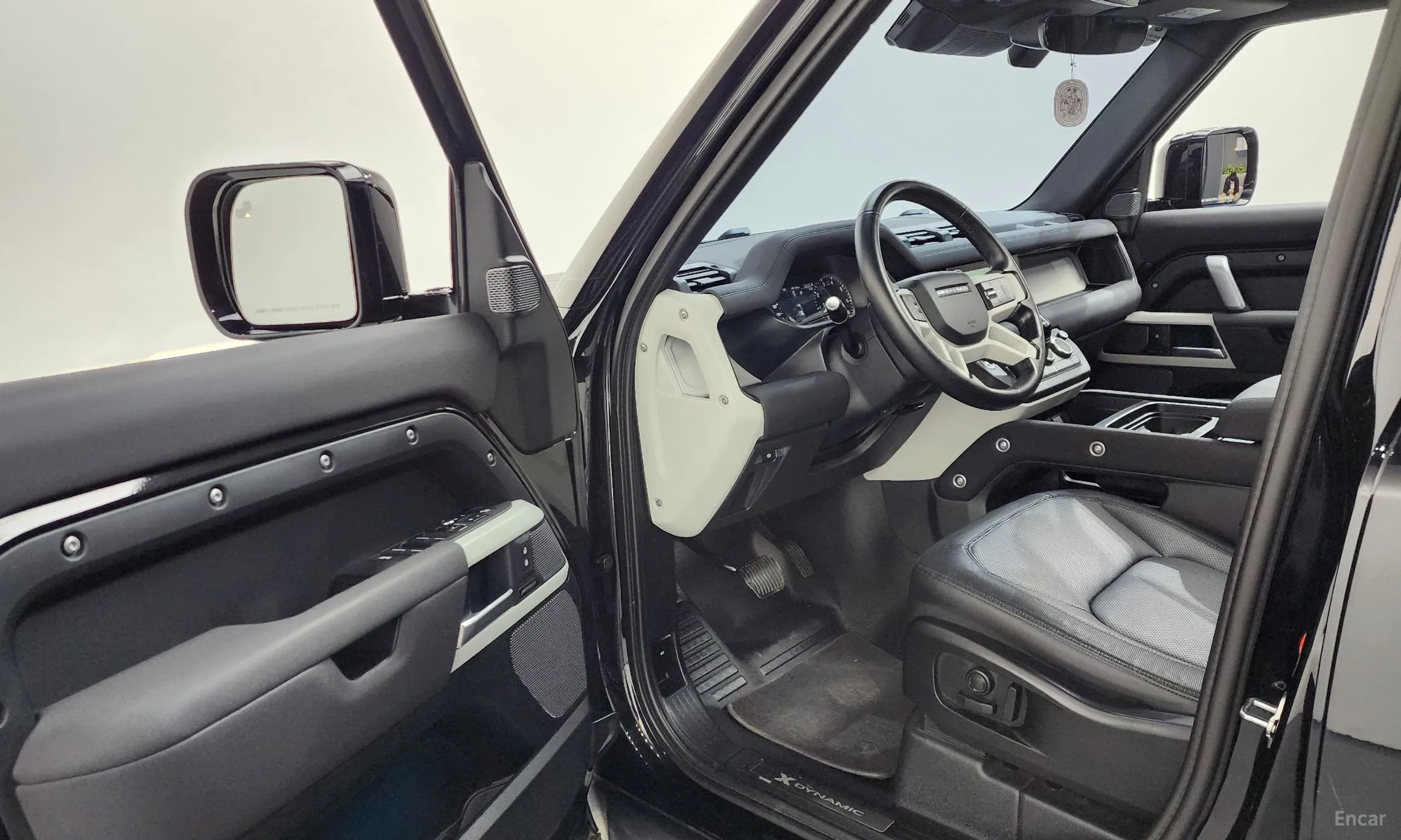 Land Rover Defender (L663) превью 10