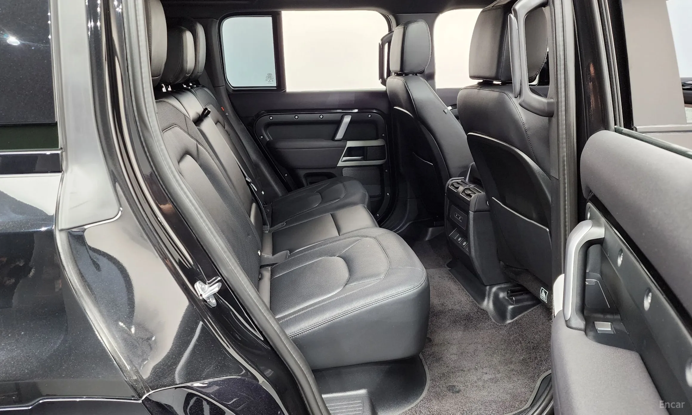 Land Rover Defender (L663) превью 12