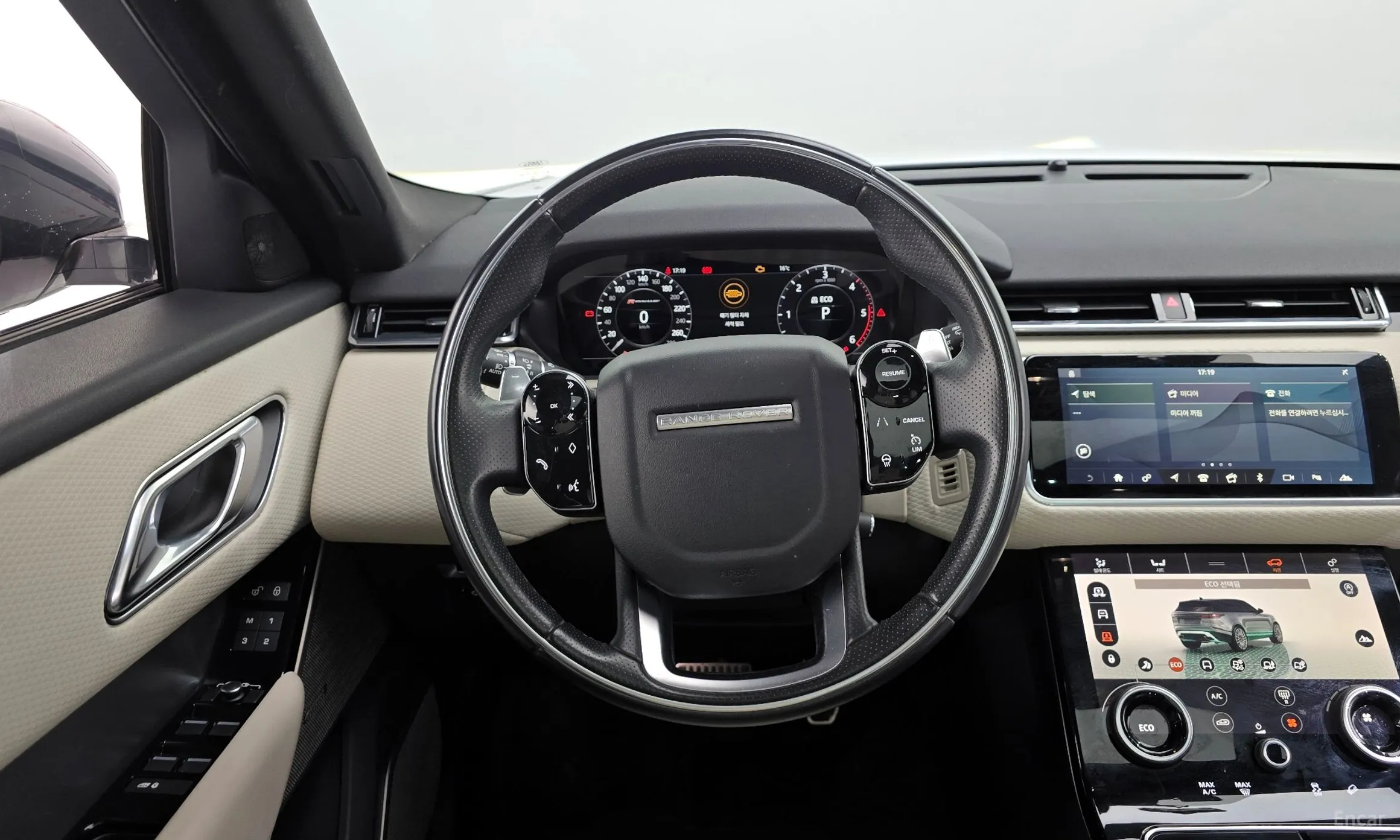 Land Rover Range Rover Bella превью 13
