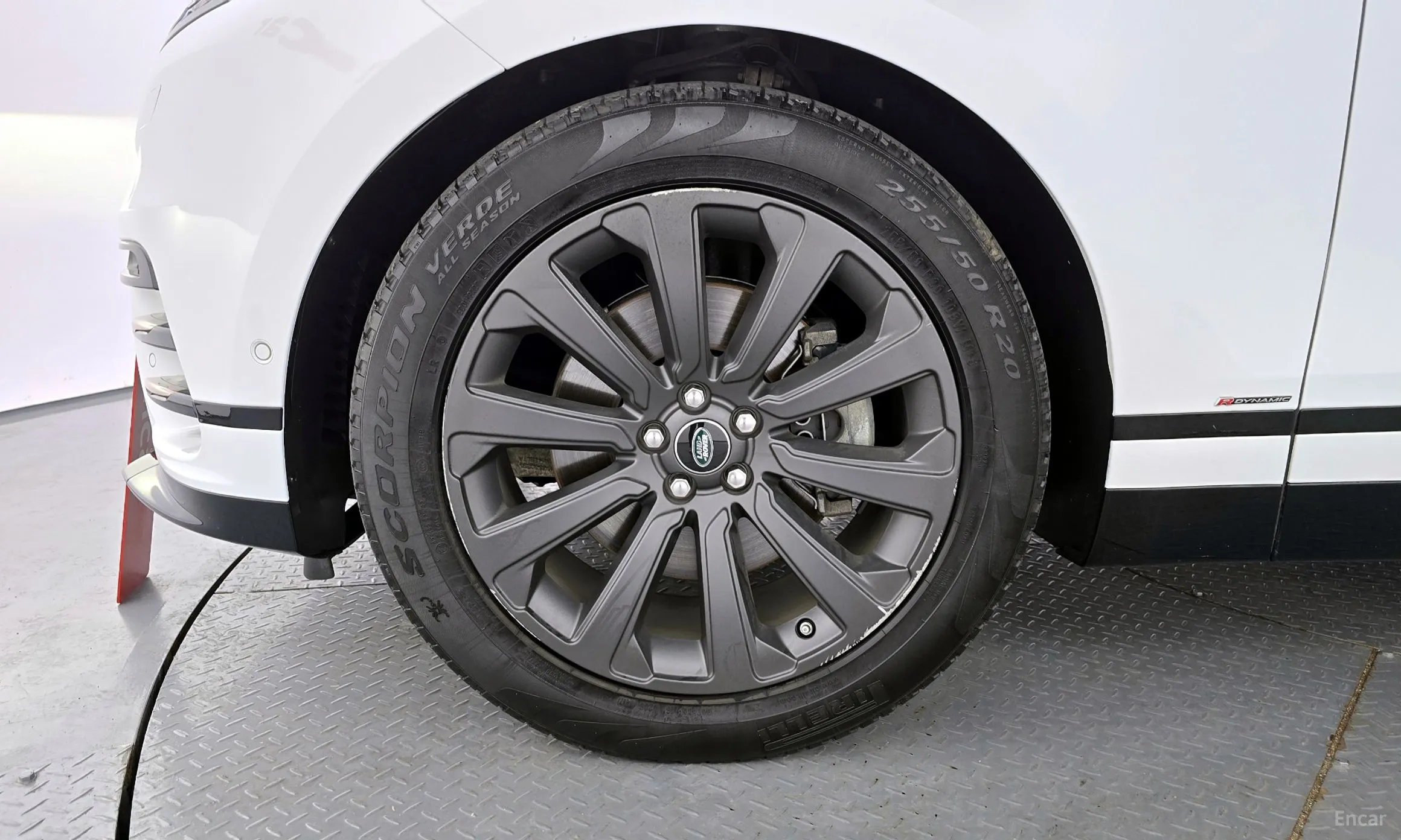 Land Rover Range Rover Bella превью 5