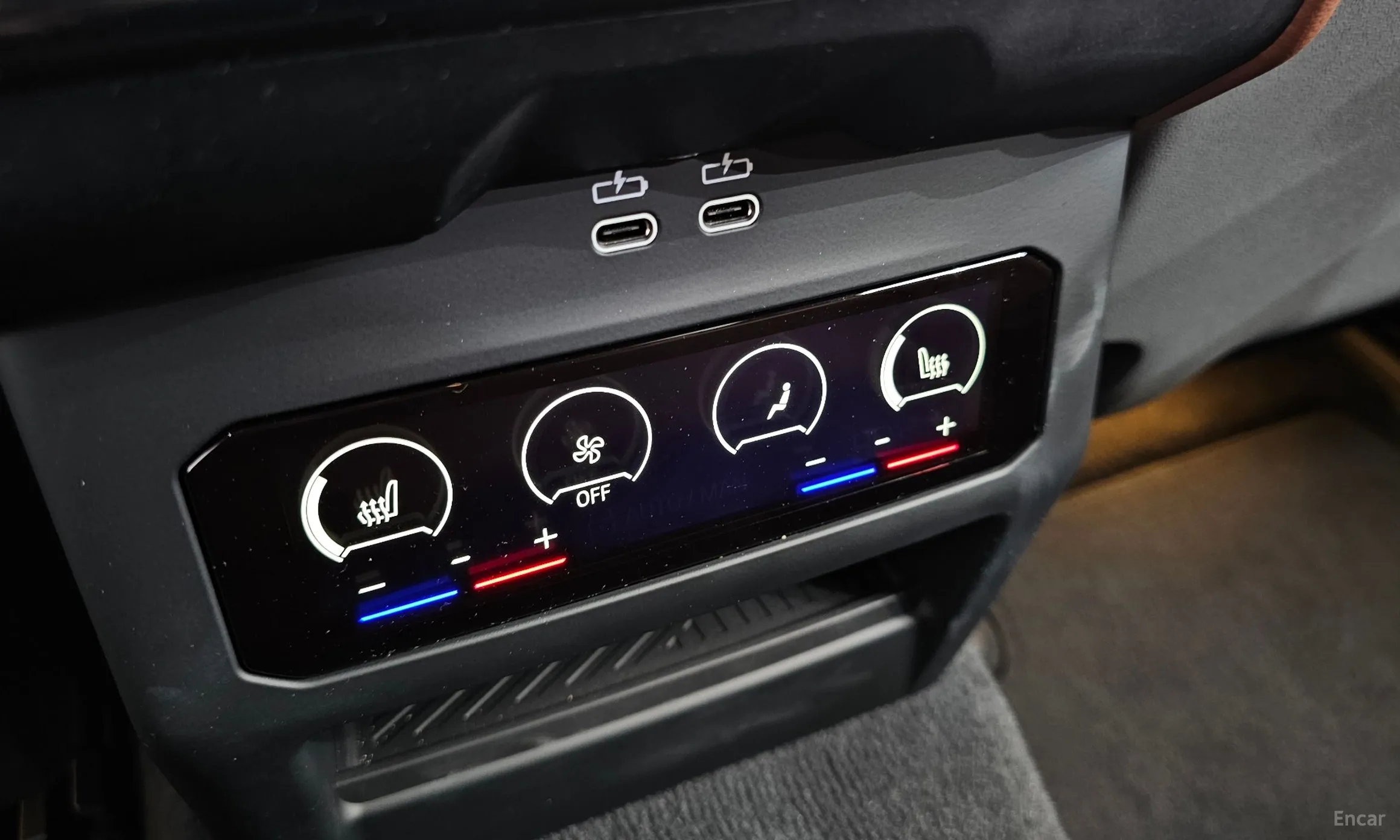BMW 5 Series (G60) превью 16