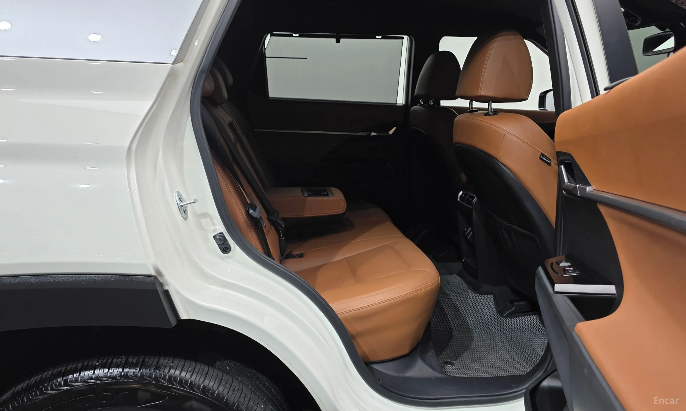 KG Mobility (SsangYong) Torres превью 12