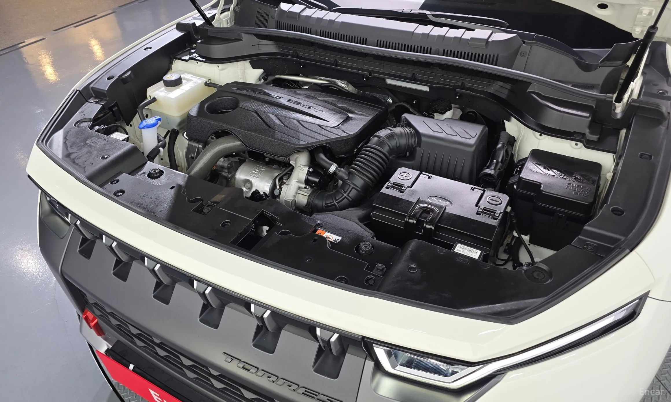 KG Mobility (SsangYong) Torres превью 6