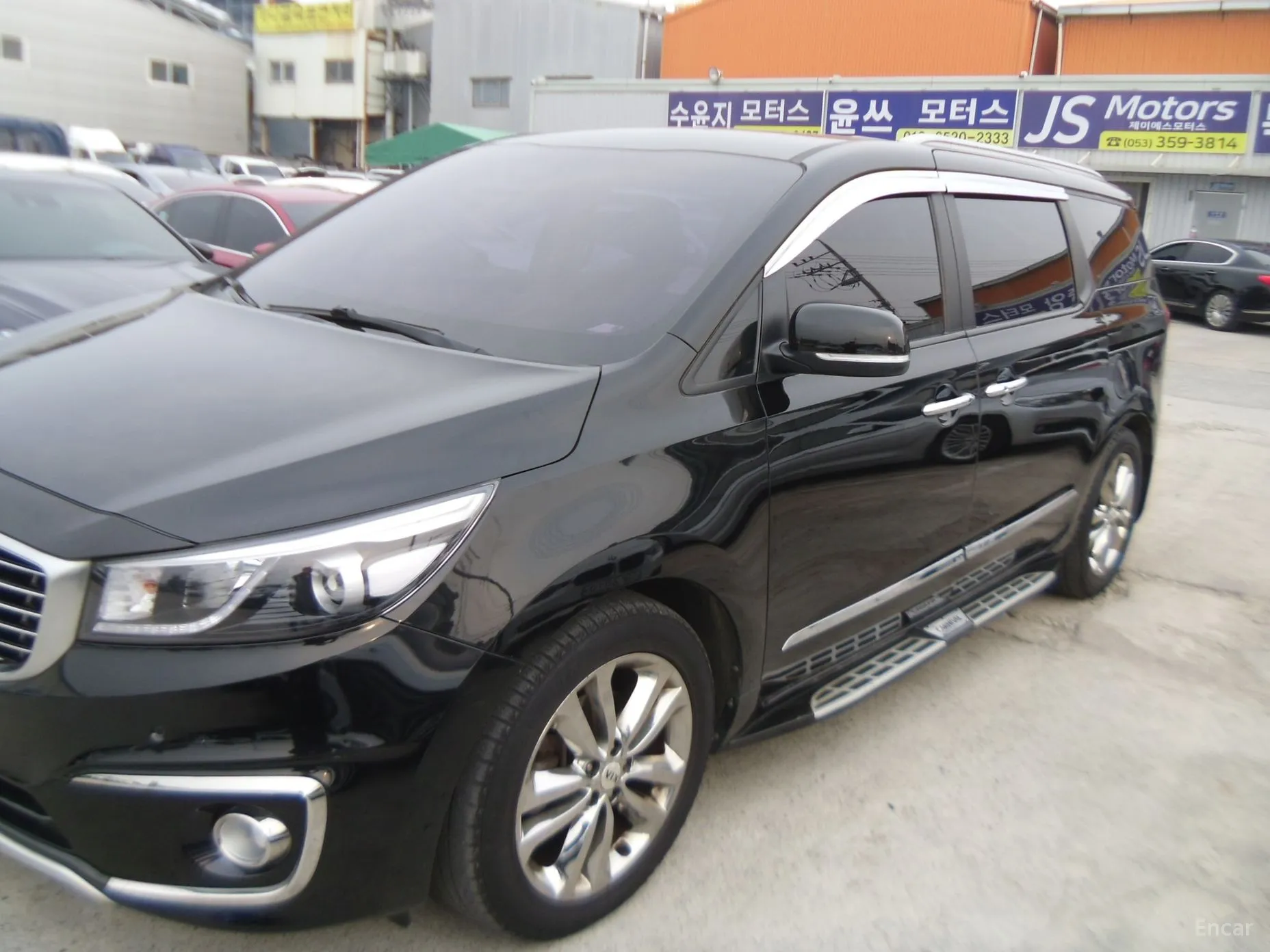 Kia Carnival превью 2