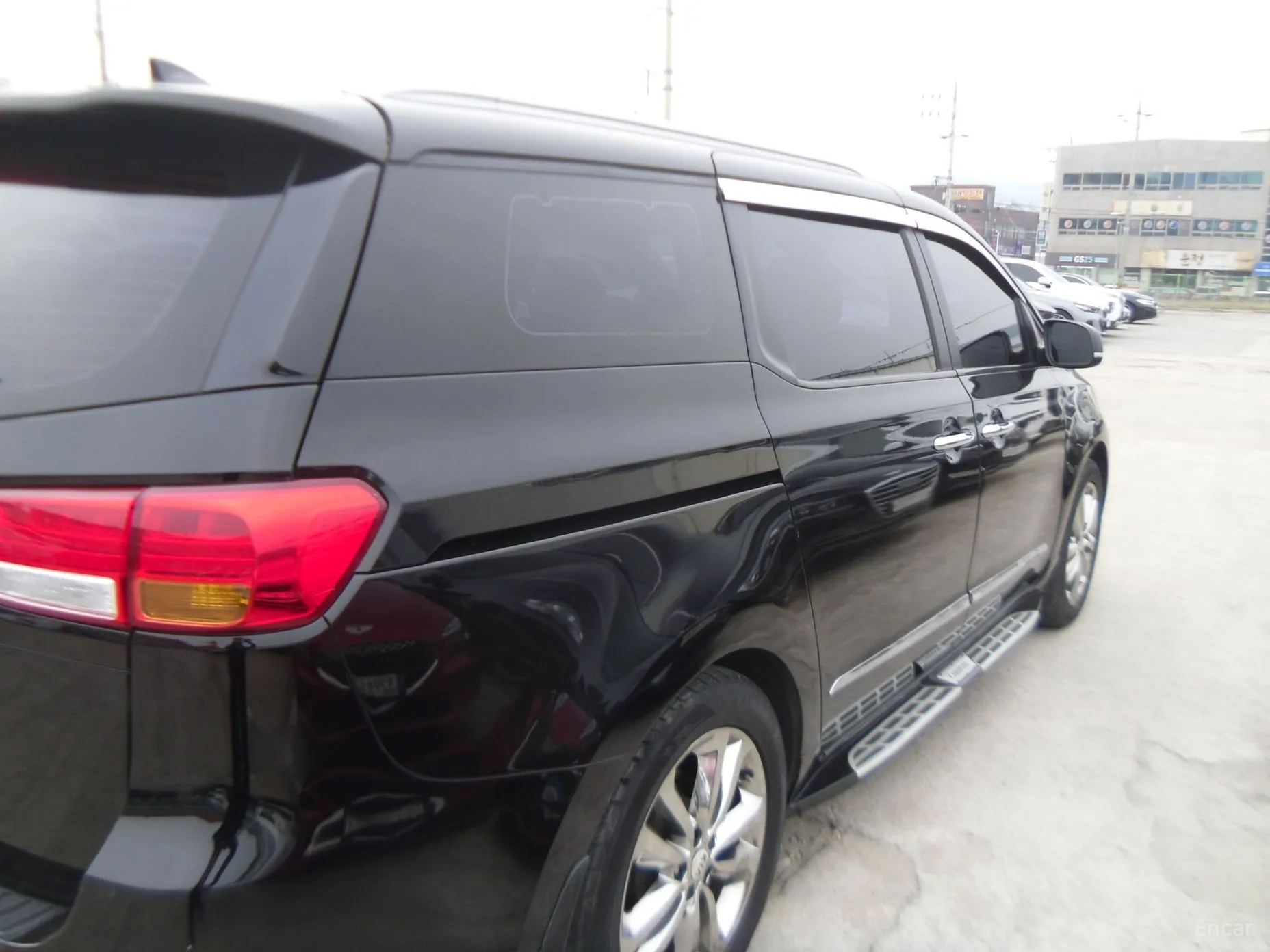 Kia Carnival превью 5