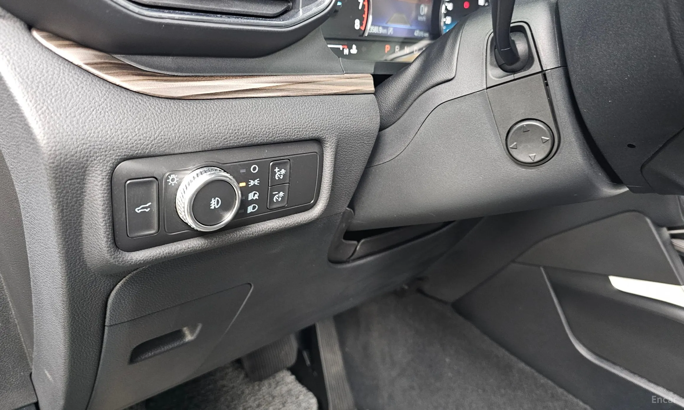 Ford Explorer 6th Generation превью 14