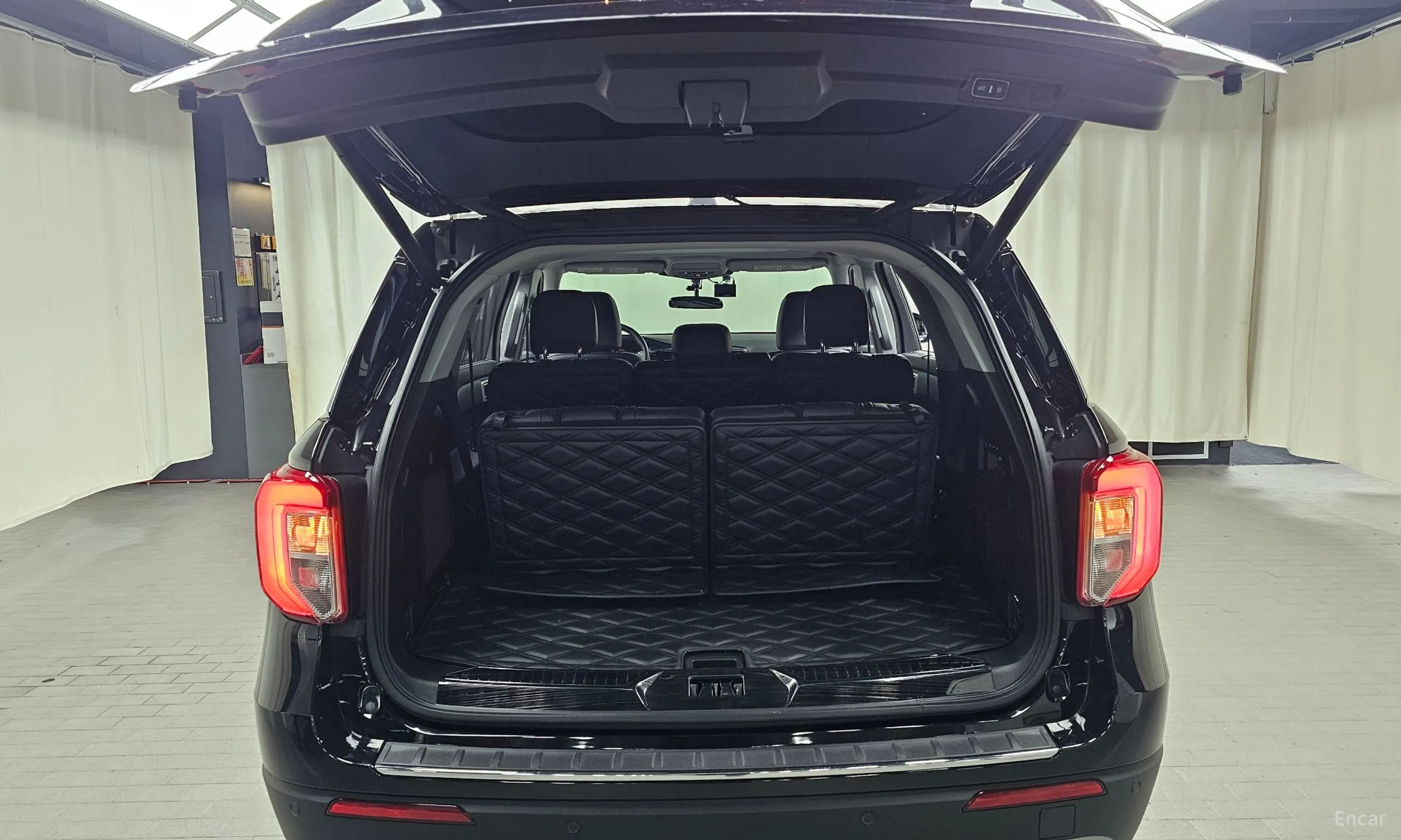 Ford Explorer 6th Generation превью 20