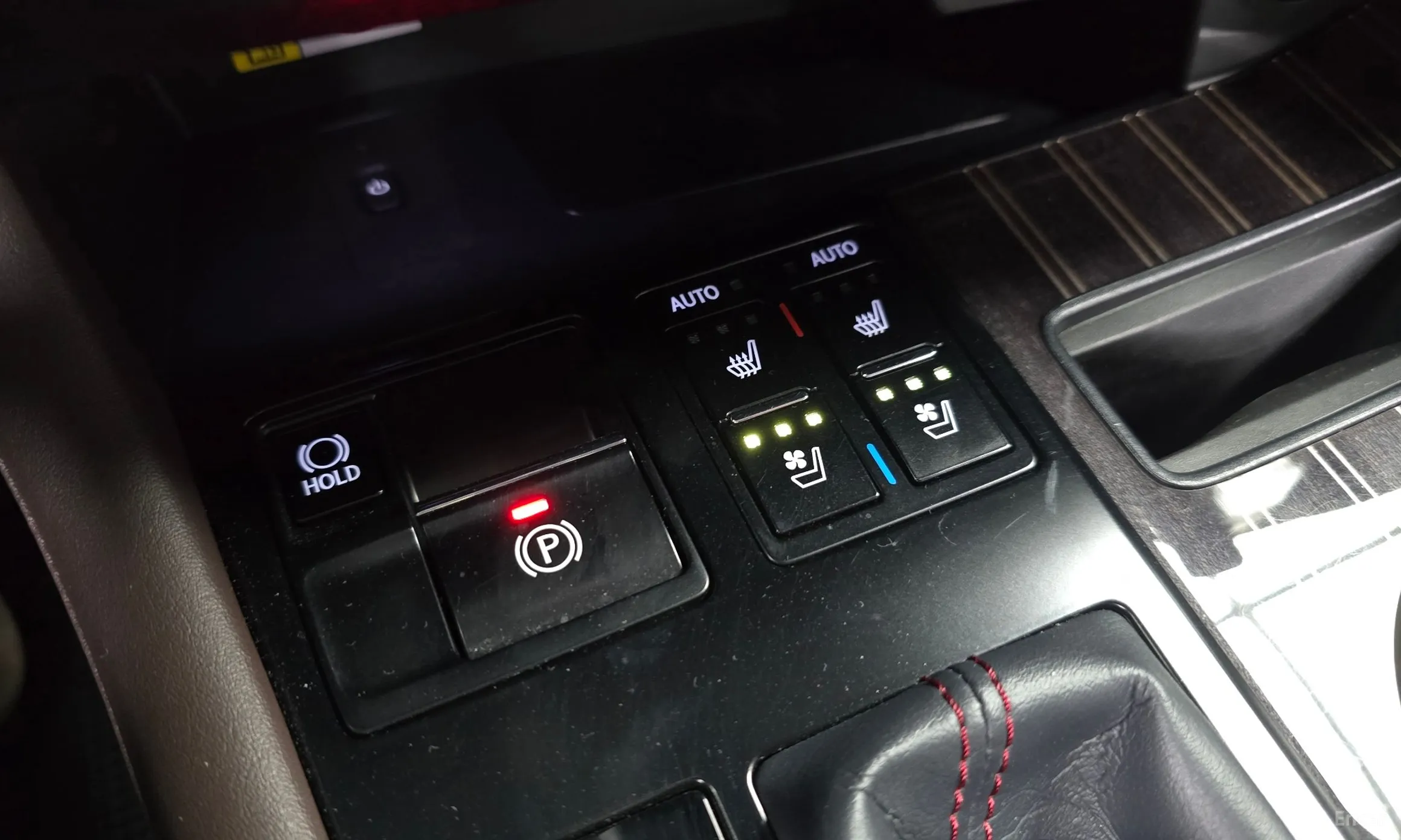 Lexus RX450h Gen 4 превью 17
