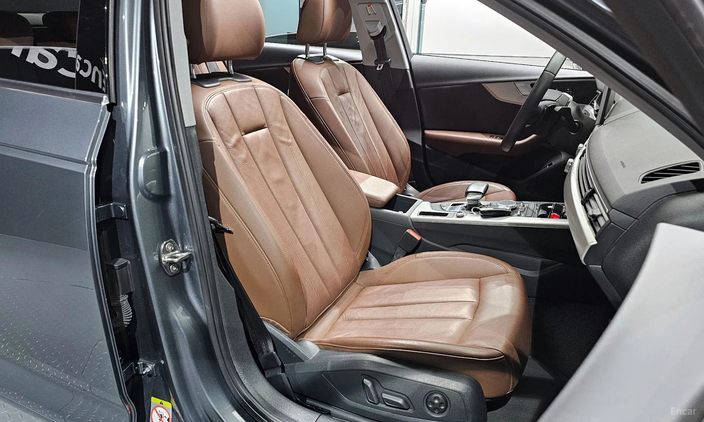 Audi A4 (B9) превью 10