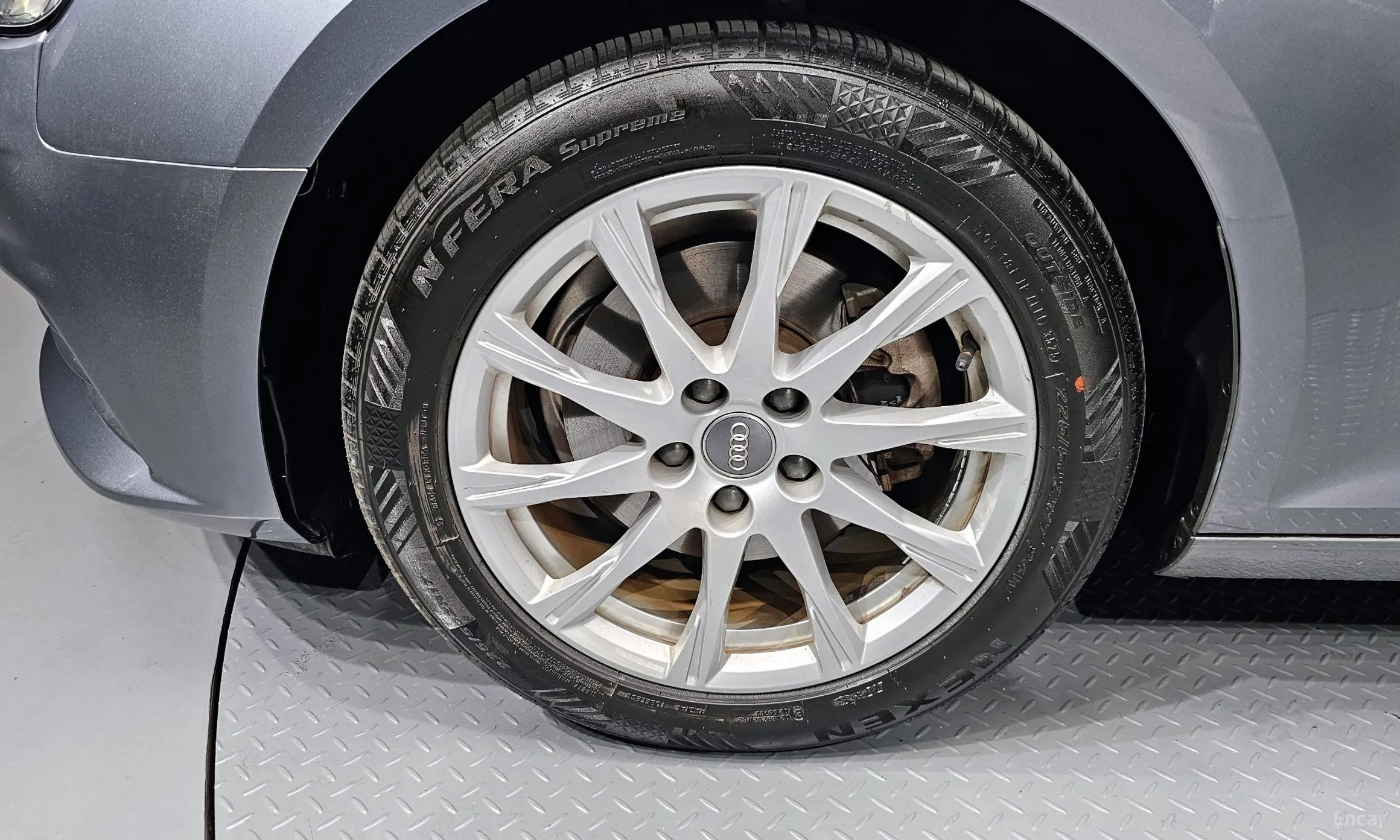 Audi A4 (B9) превью 5