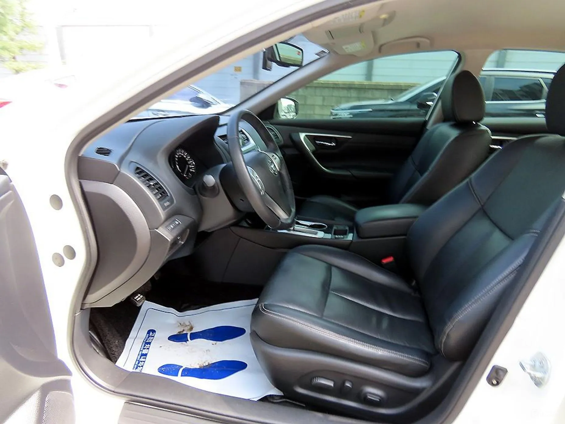 Nissan Altima превью 5