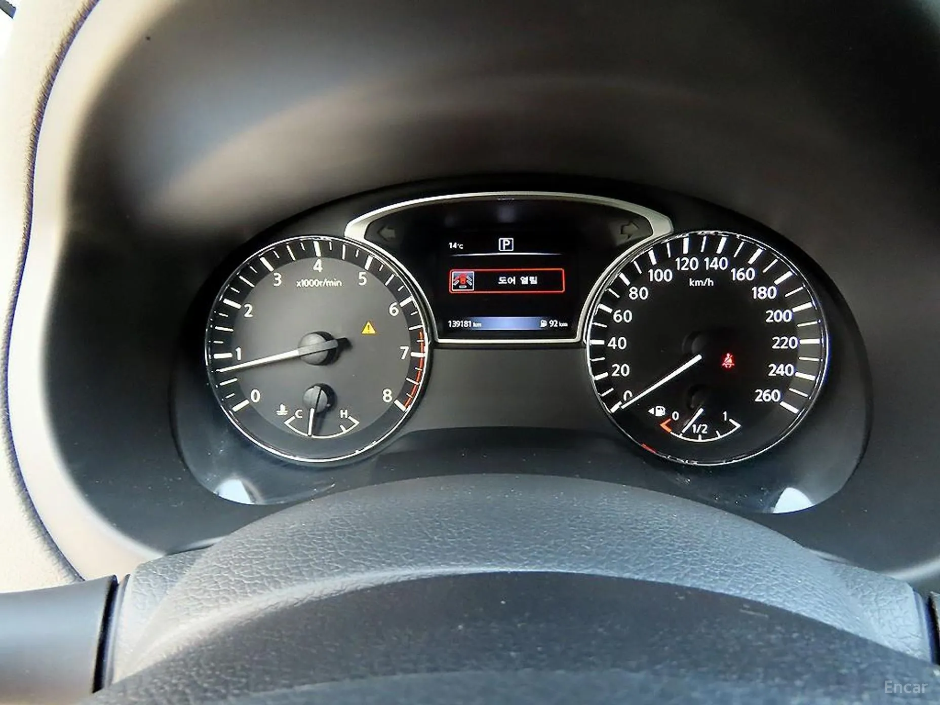 Nissan Altima превью 9