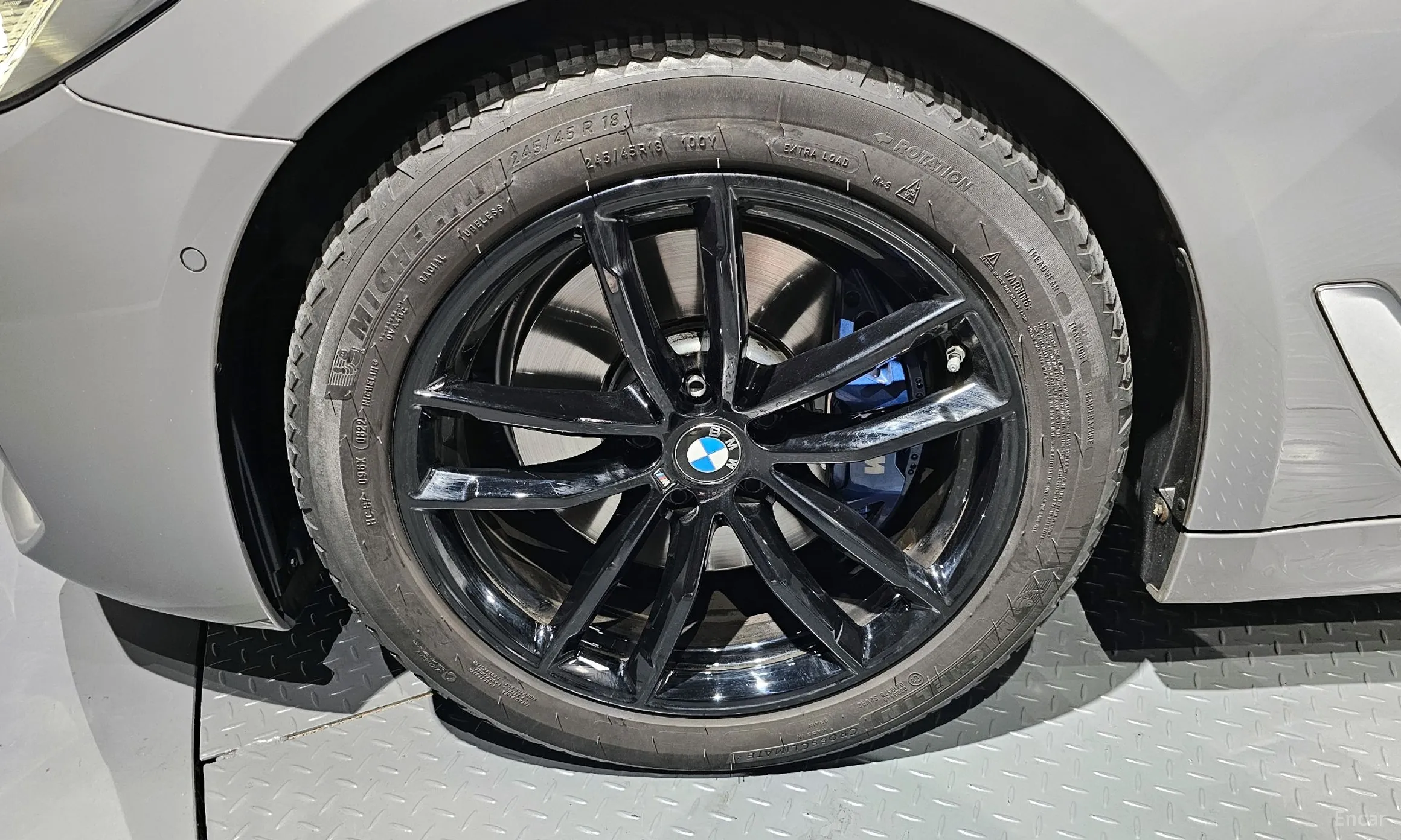 BMW 5 Series (G30) превью 5