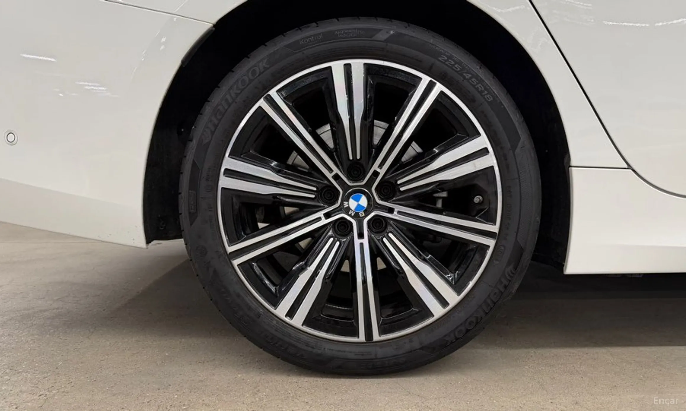 BMW 3 Series (G20) превью 5